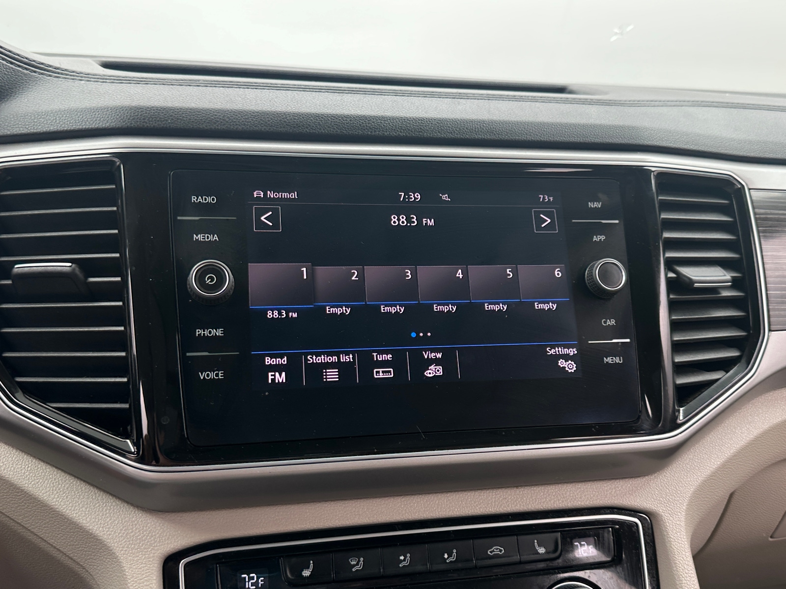 Thumbnail: 2019 Volkswagen Atlas - 3