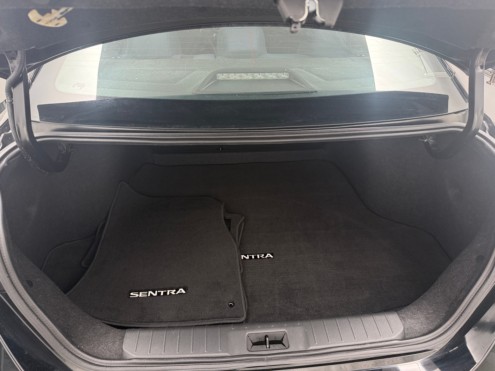 Thumbnail: 2023 Nissan Sentra - 7