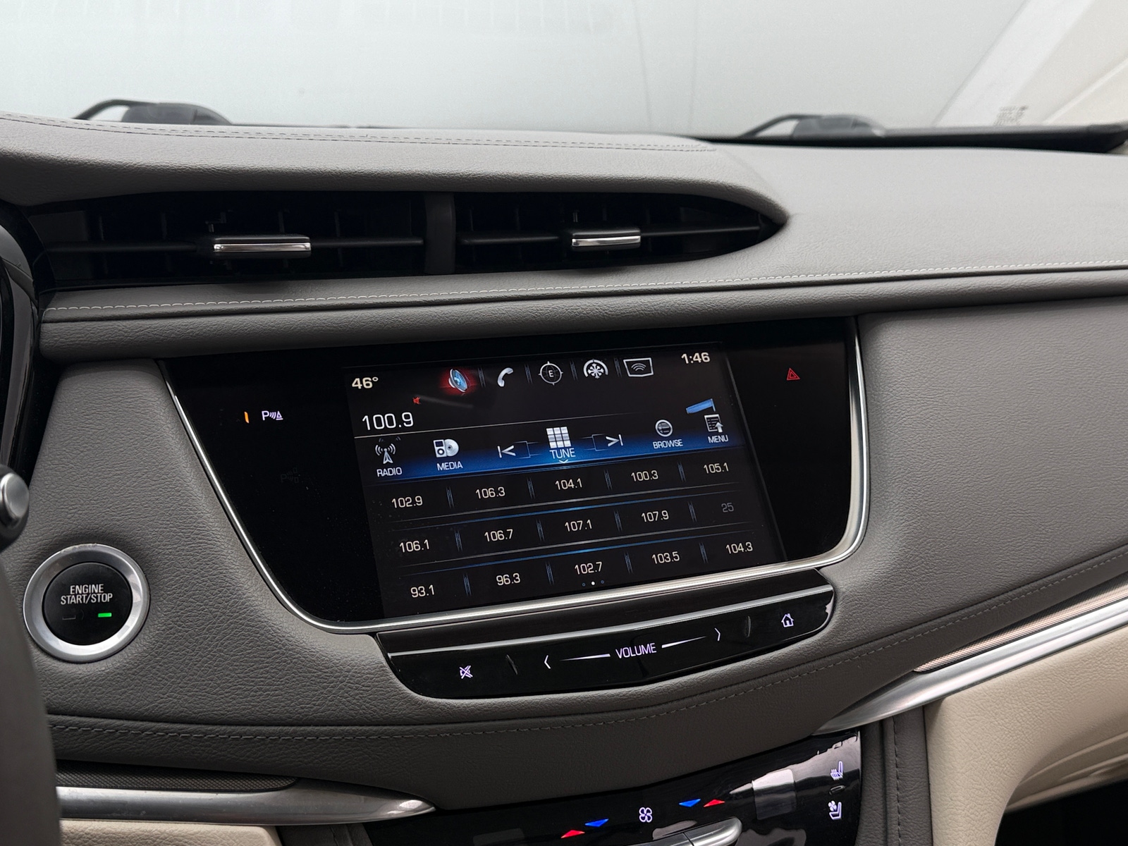 Thumbnail: 2017 Cadillac XT5 - 3