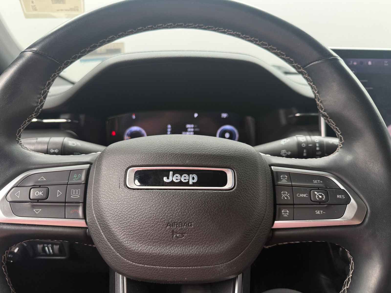 Thumbnail: 2022 Jeep Compass - 4