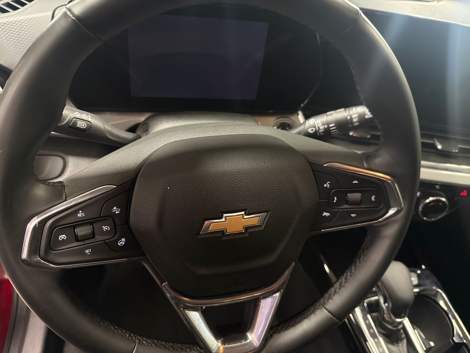 Thumbnail: 2025 Chevrolet Trax - 5