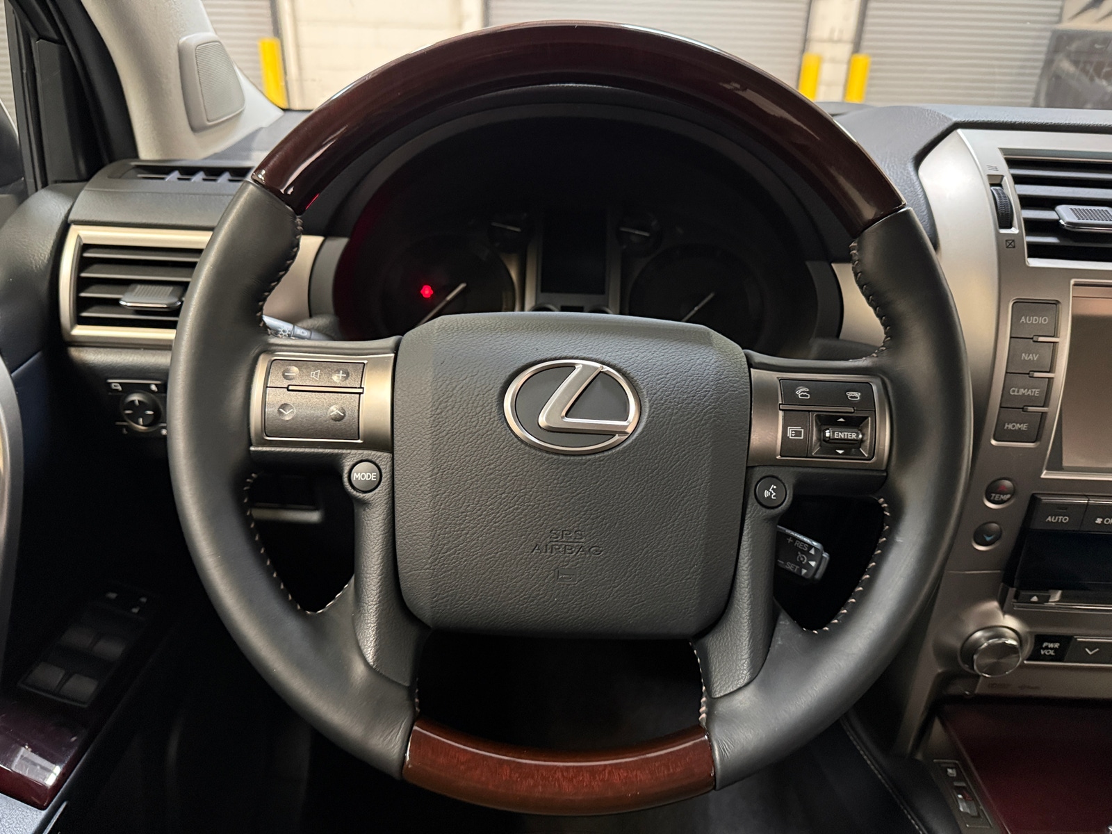 Thumbnail: 2019 Lexus GX - 5