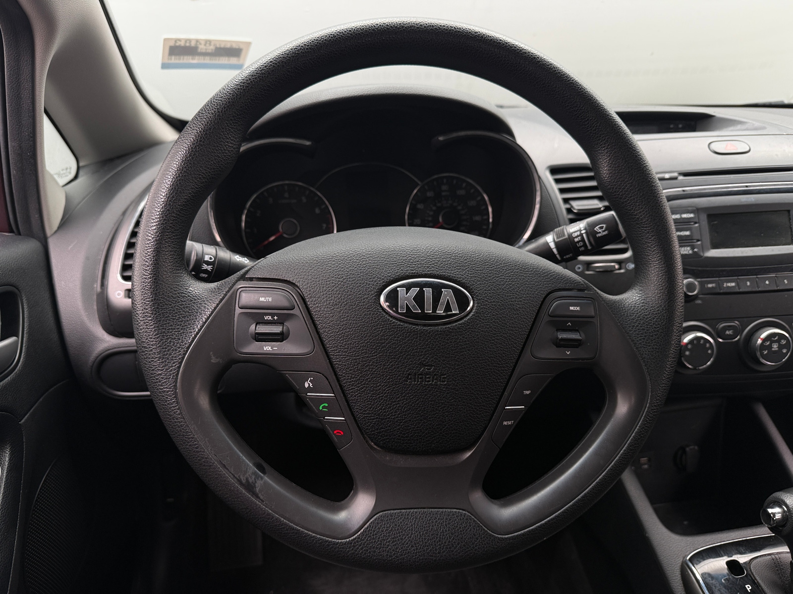 Thumbnail: 2017 Kia Forte - 5