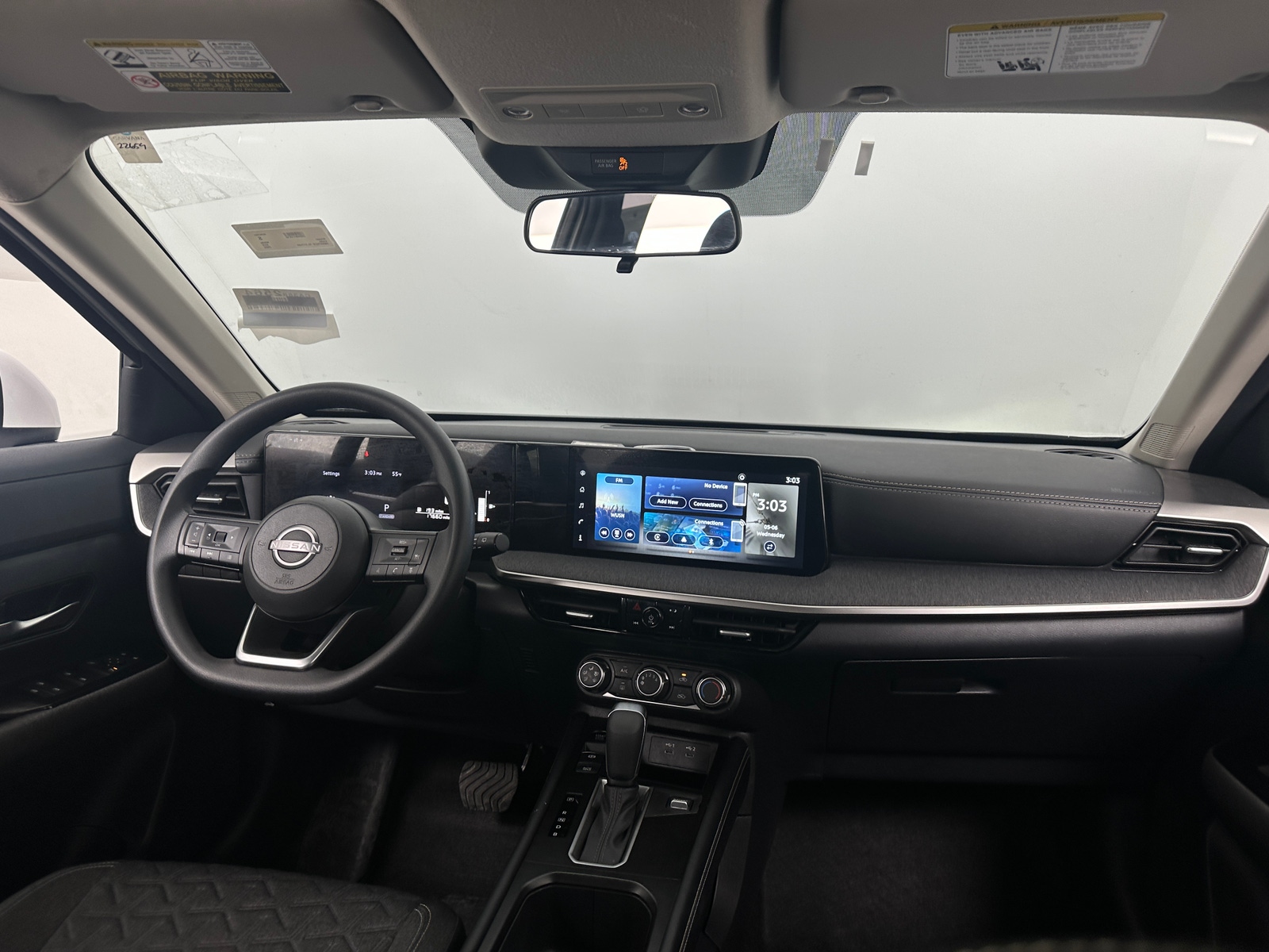Thumbnail: 2025 Nissan Kicks - 3