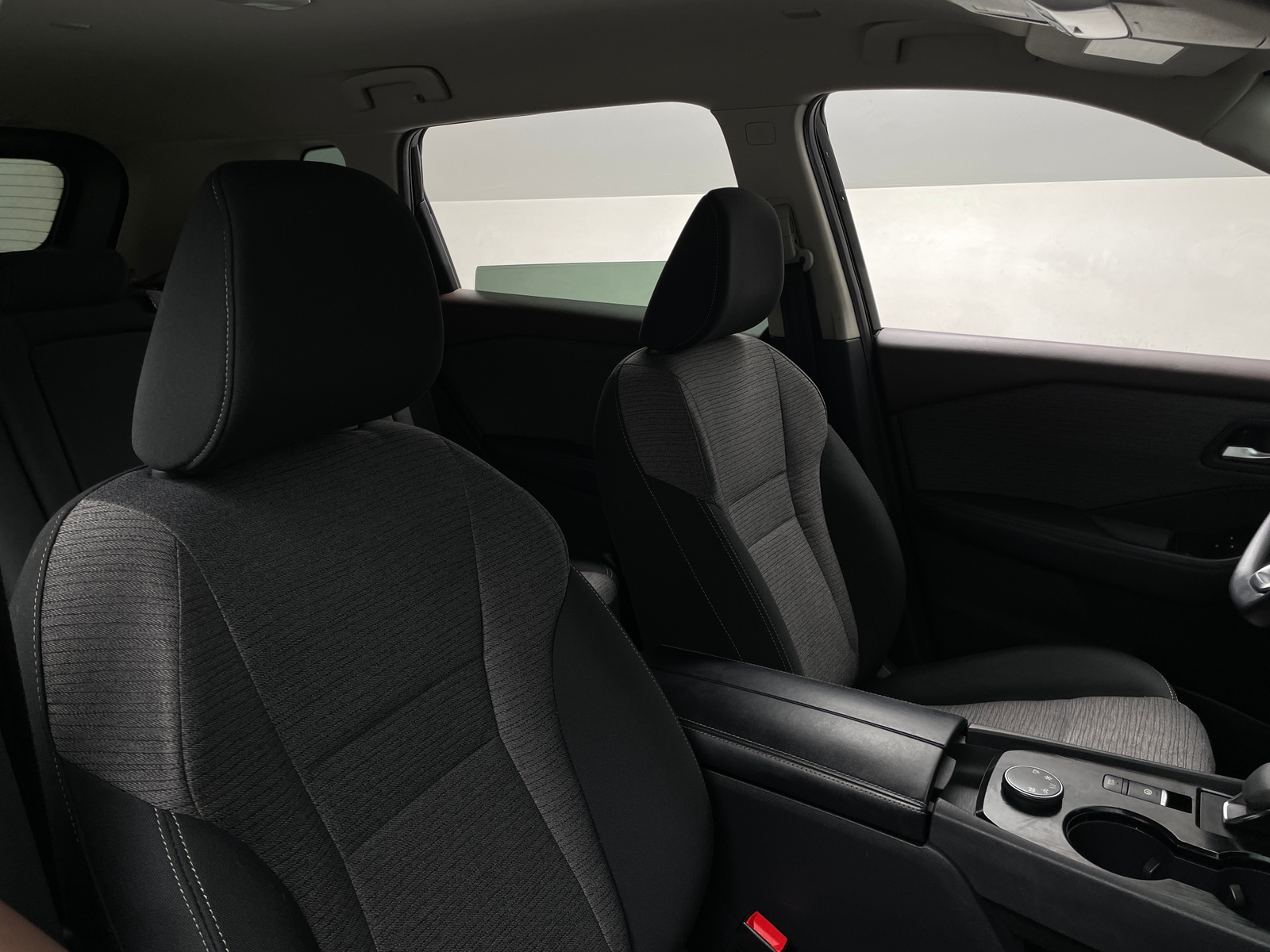 Thumbnail: 2023 Nissan Rogue - 2