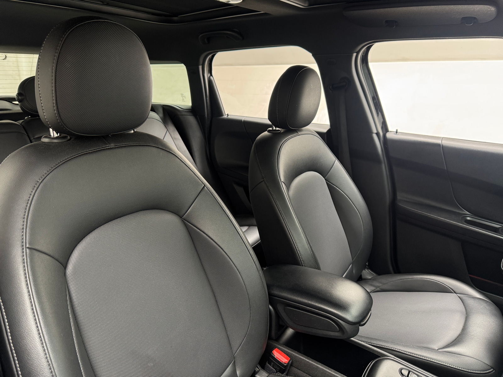 Thumbnail: 2021 MINI Cooper Countryman - 2