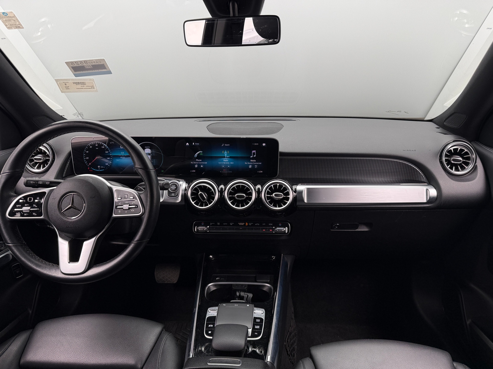 Thumbnail: 2020 Mercedes-Benz GLB - 2