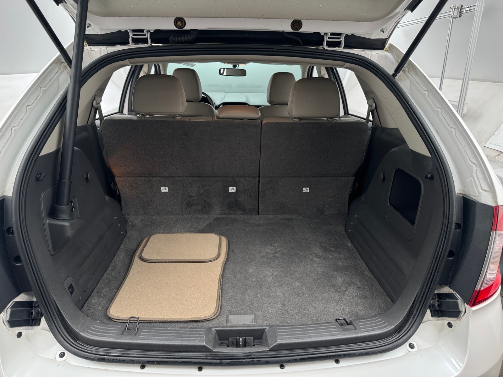 Thumbnail: 2014 Ford Edge - 6