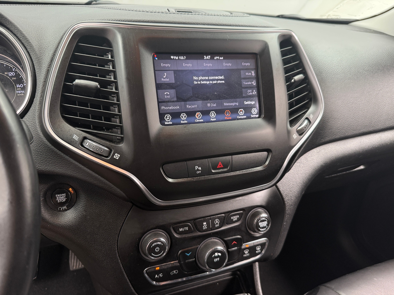 Thumbnail: 2019 Jeep Cherokee - 4