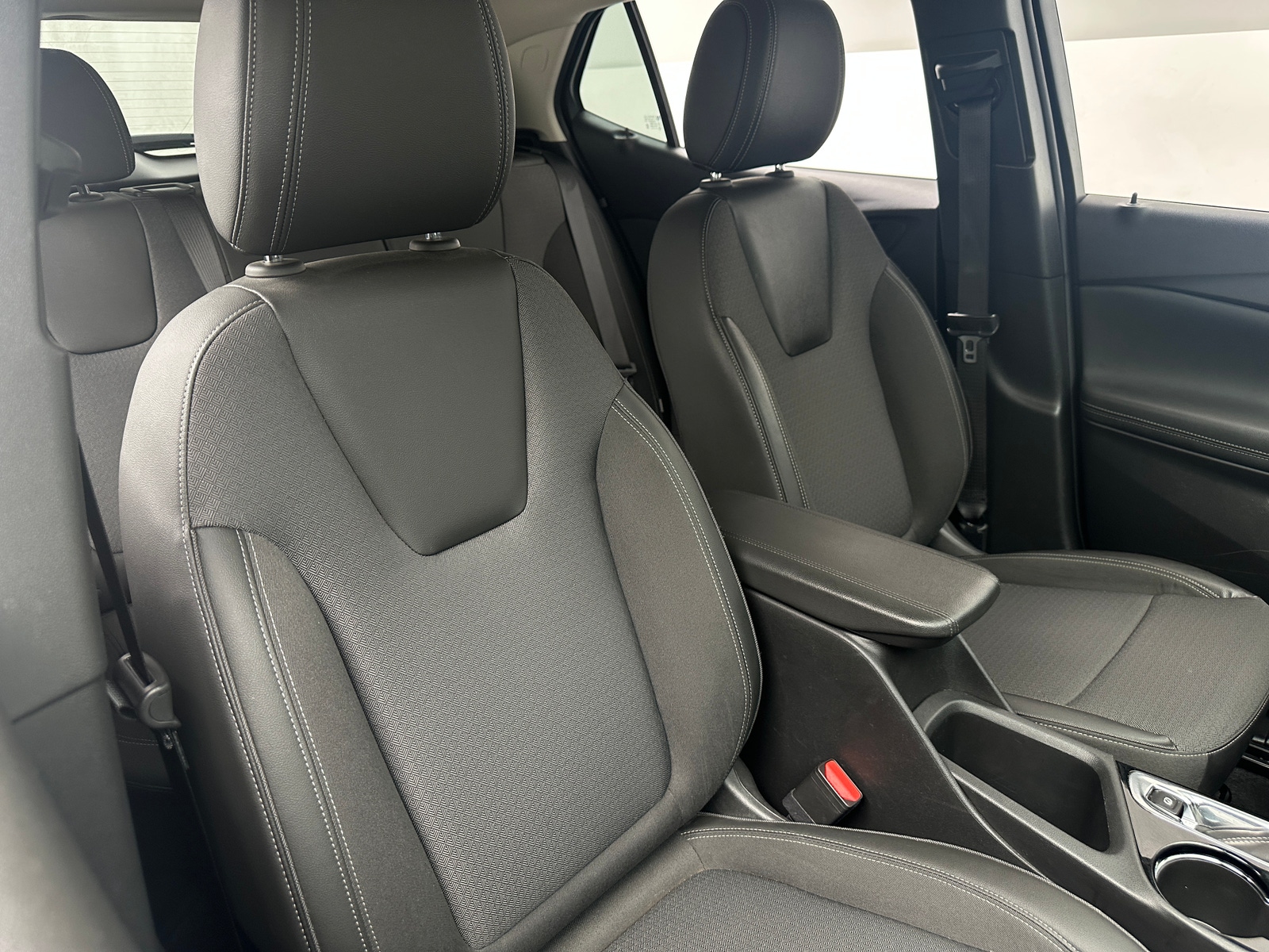 Thumbnail: 2024 Buick Encore GX - 2