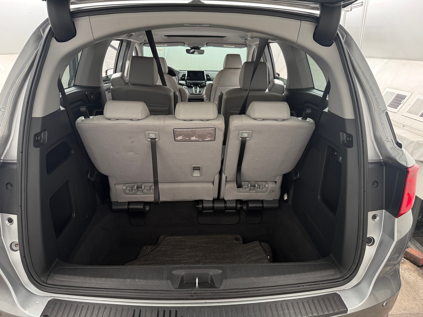 Thumbnail: 2023 Honda Odyssey - 6