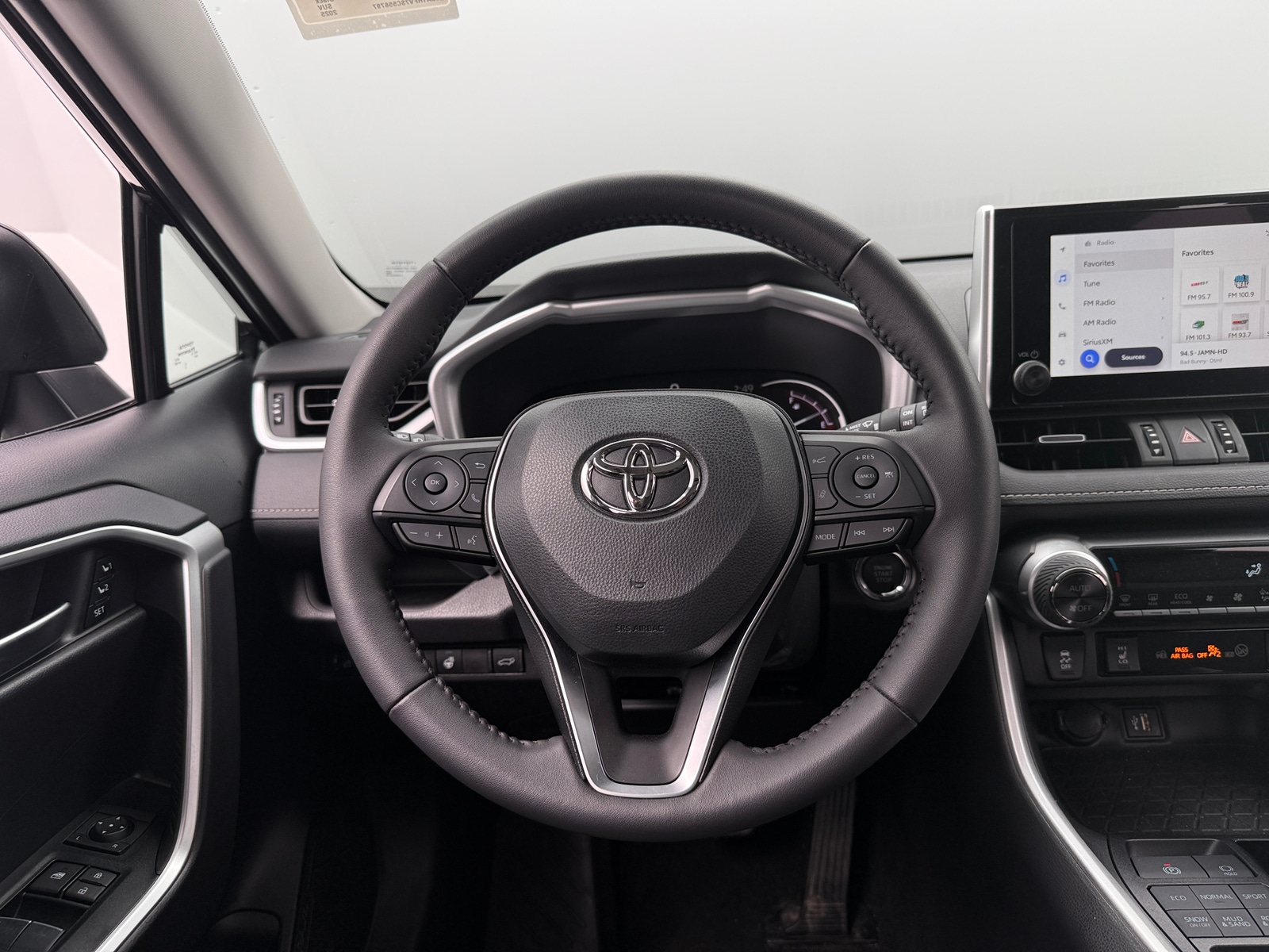 Thumbnail: 2025 Toyota RAV4 - 5