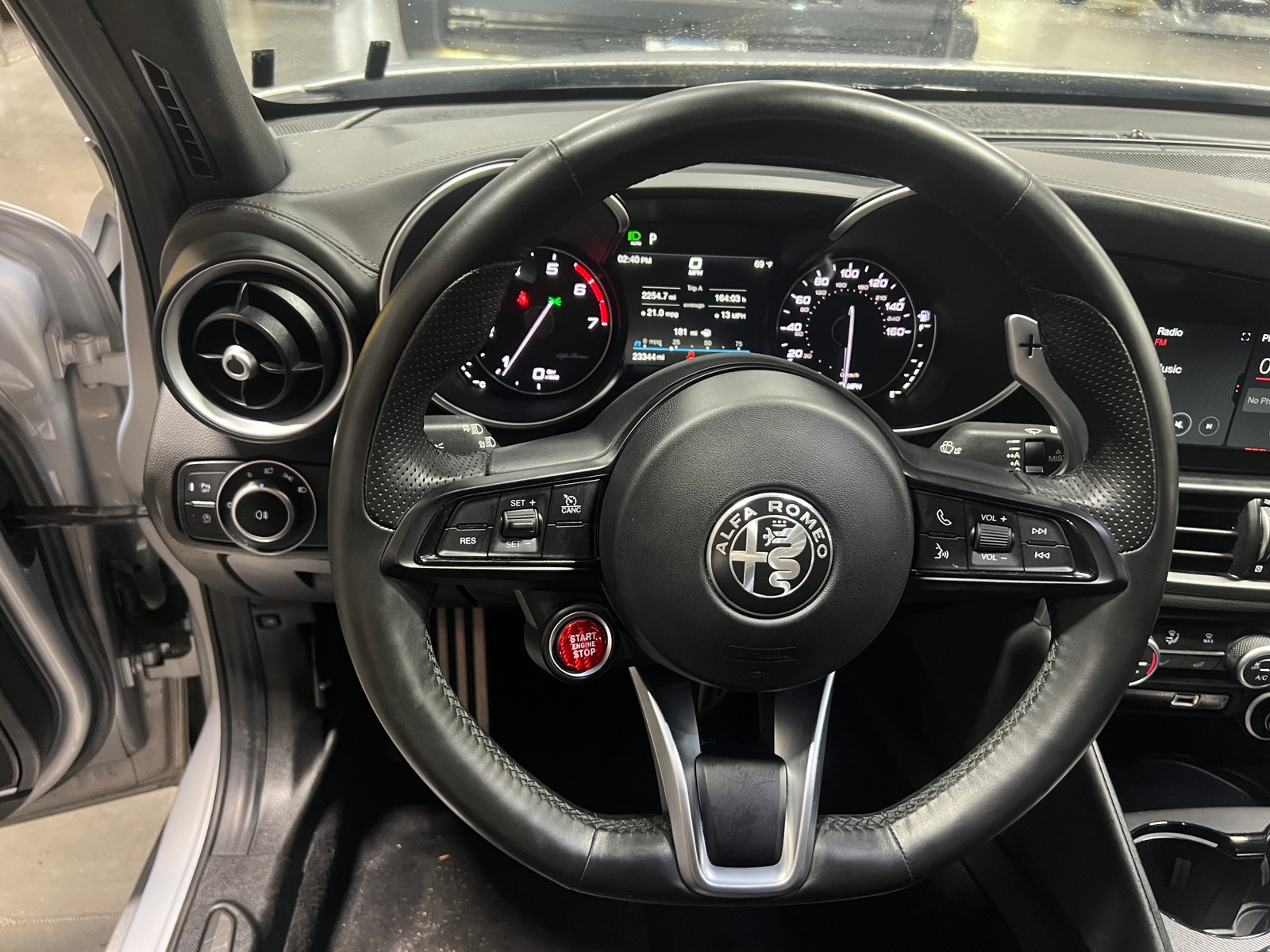 Thumbnail: 2020 Alfa Romeo Giulia - 4