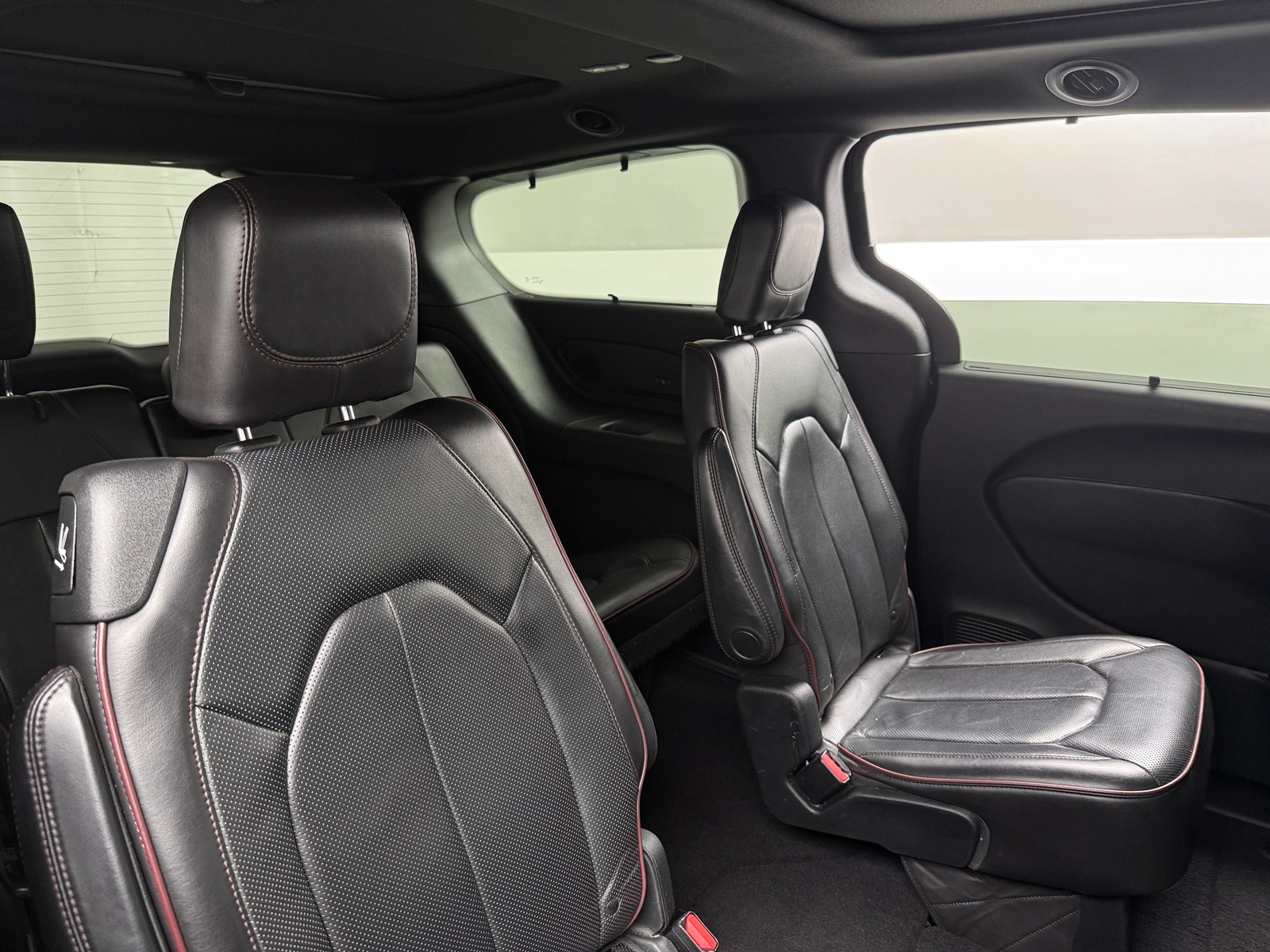 Thumbnail: 2020 Chrysler Pacifica - 5
