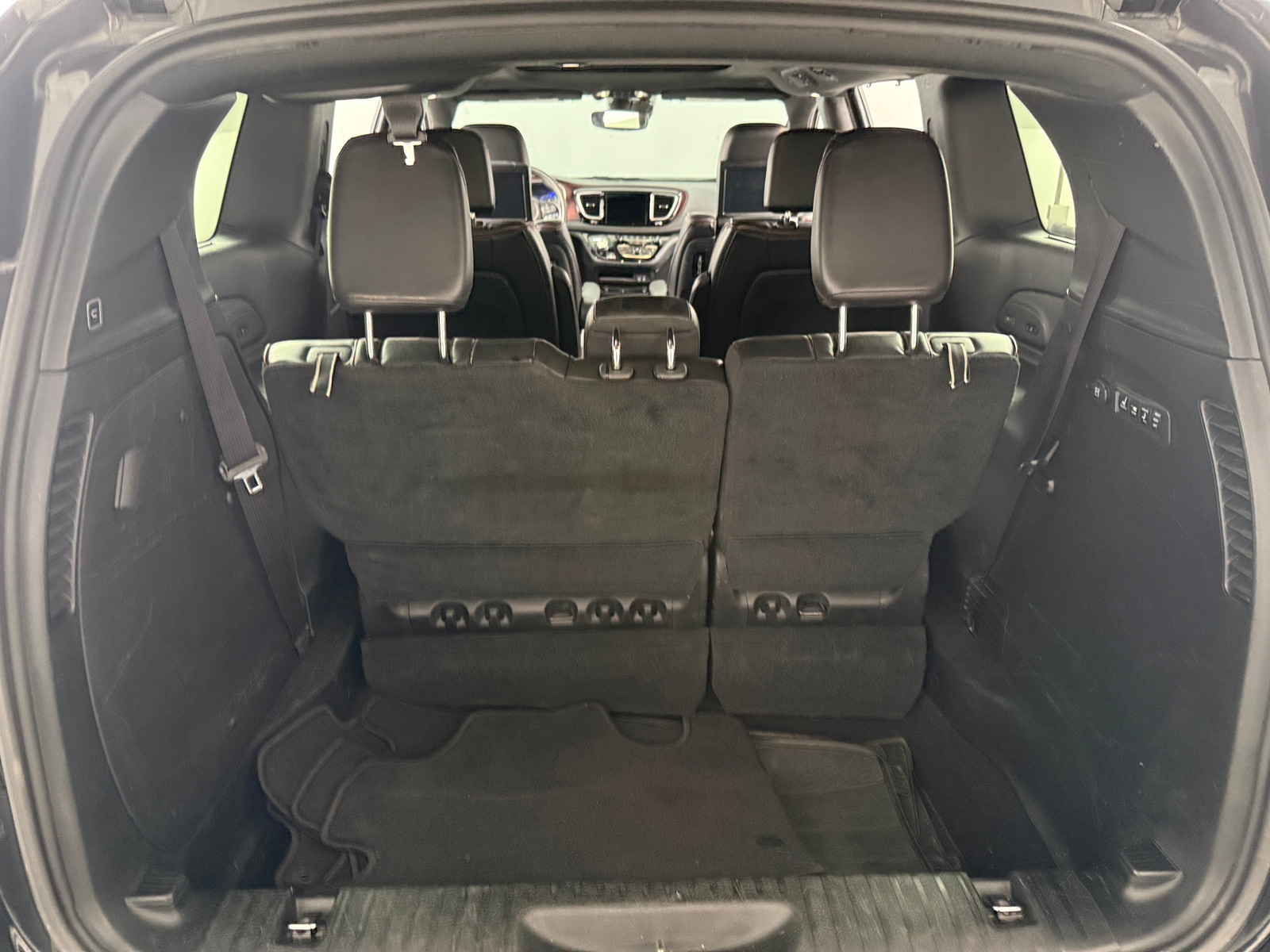 Thumbnail: 2020 Chrysler Pacifica - 6
