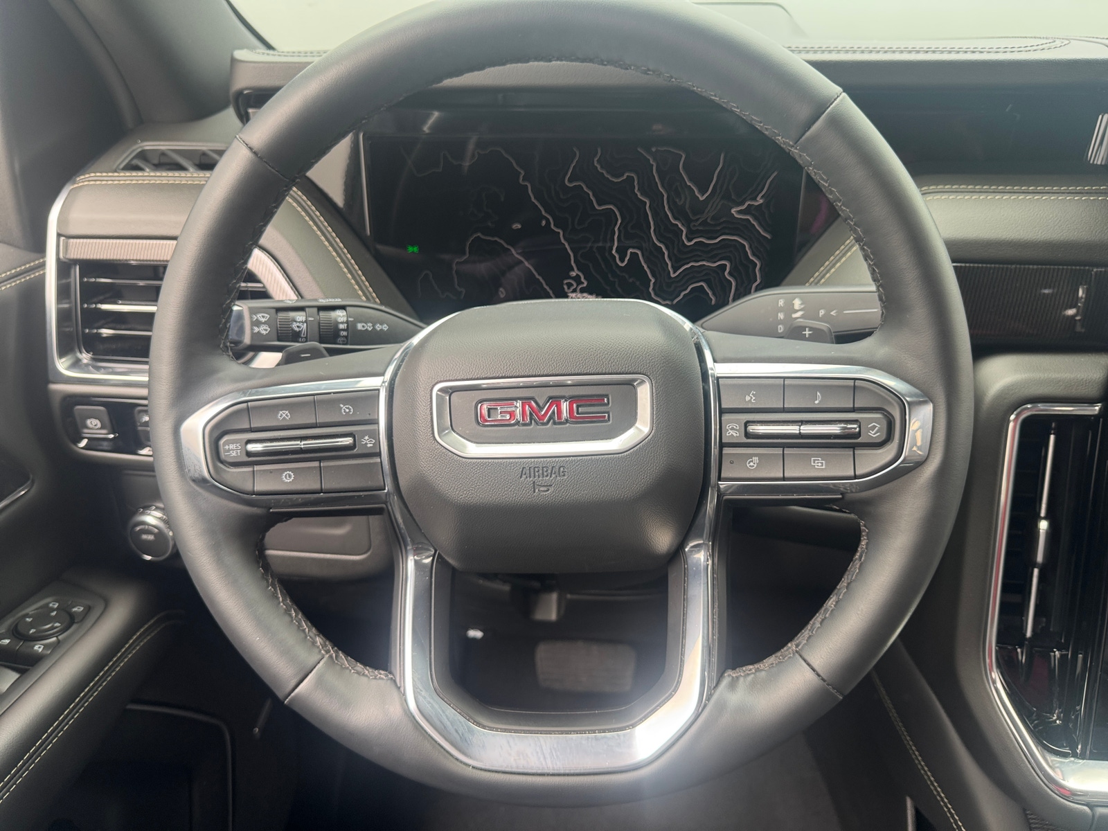 Thumbnail: 2025 GMC Yukon - 4