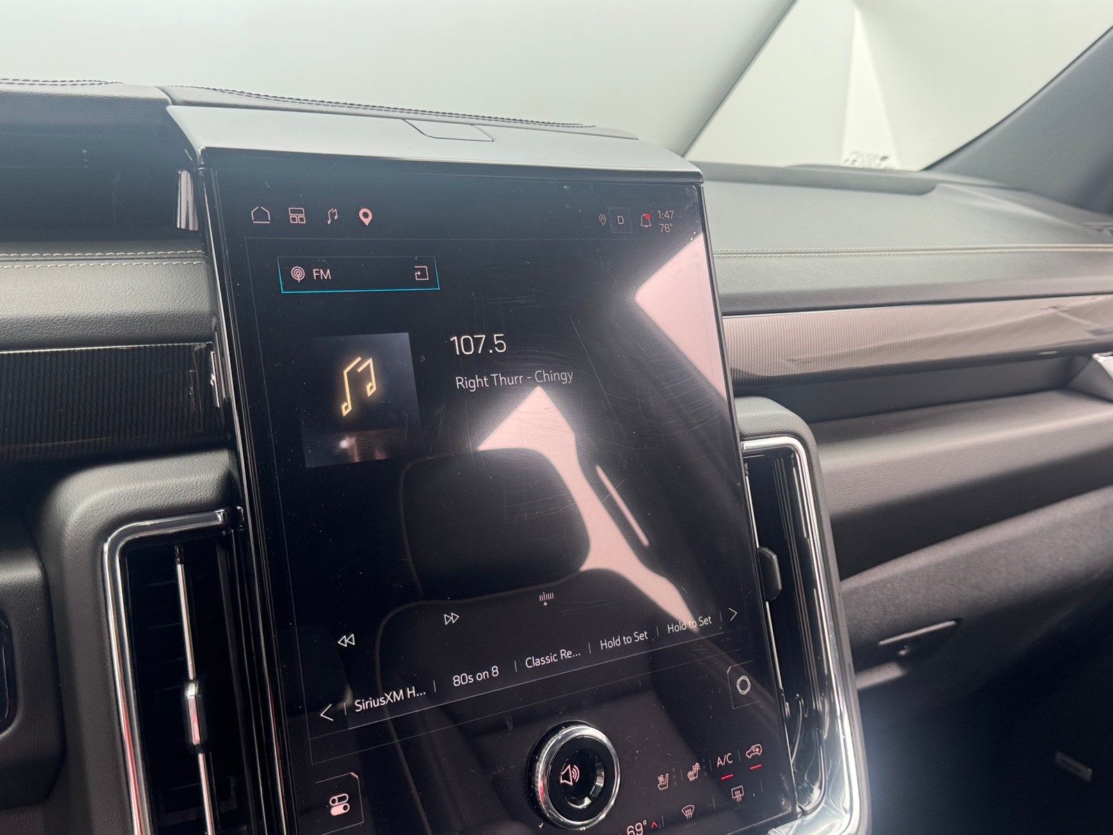 Thumbnail: 2025 GMC Yukon - 3