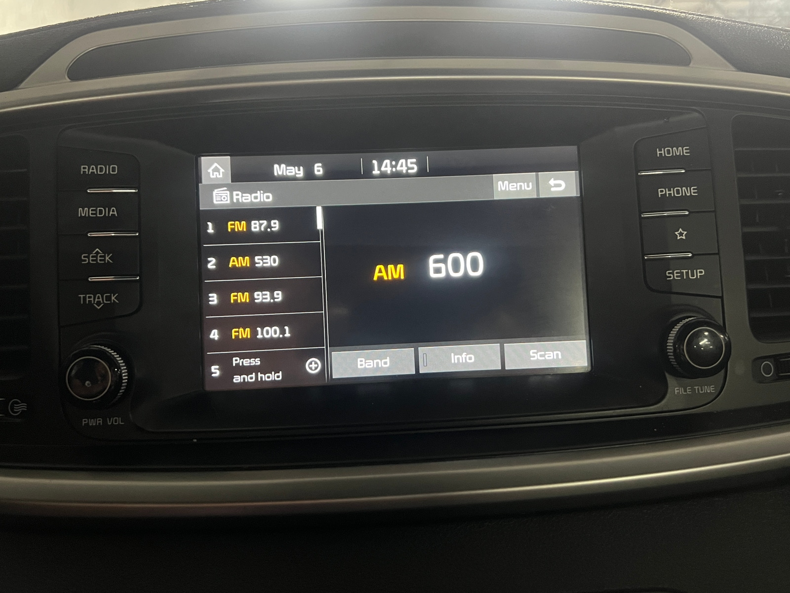 Thumbnail: 2020 Kia Sorento - 3