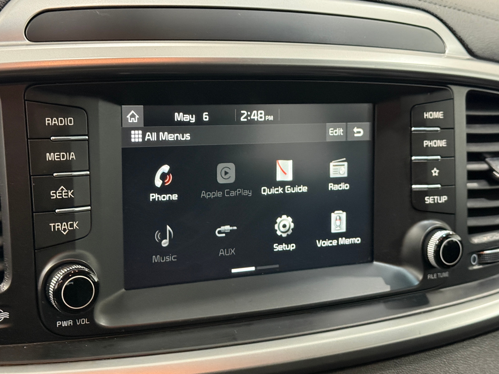 Thumbnail: 2020 Kia Sorento - 4