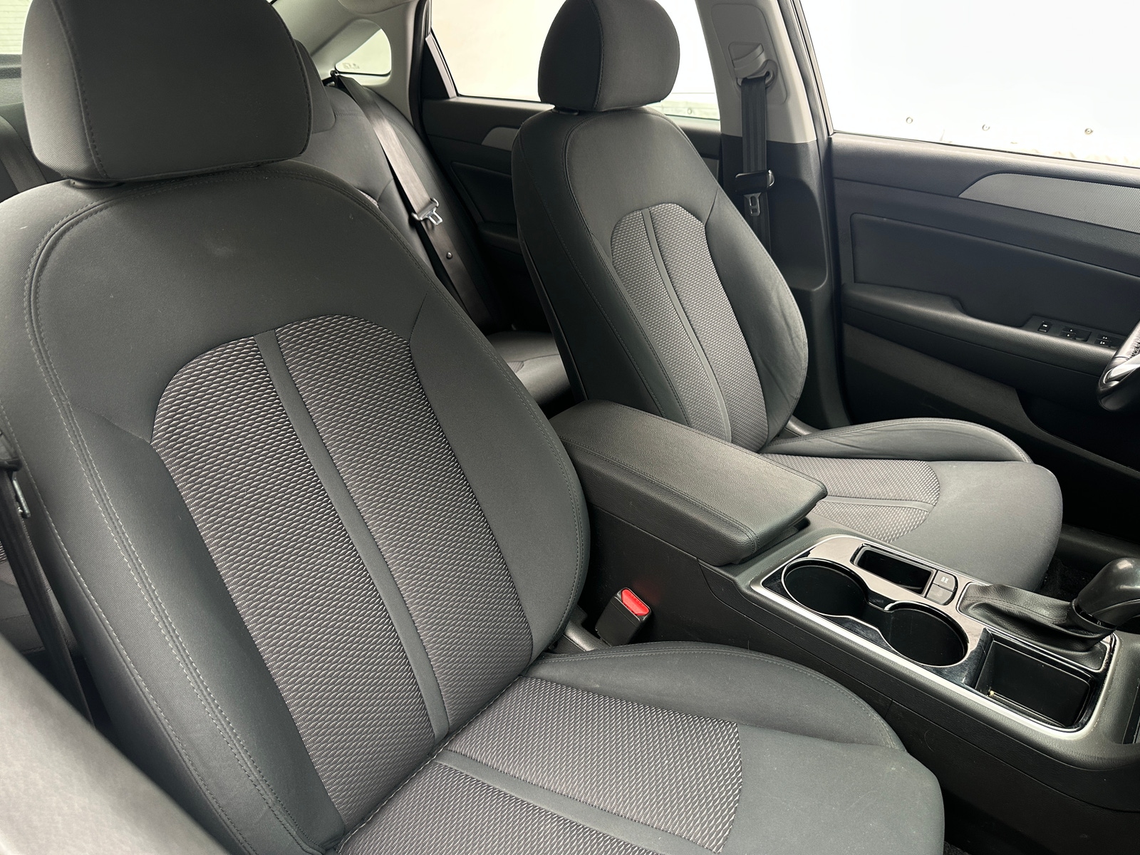 Thumbnail: 2019 Hyundai Sonata - 2
