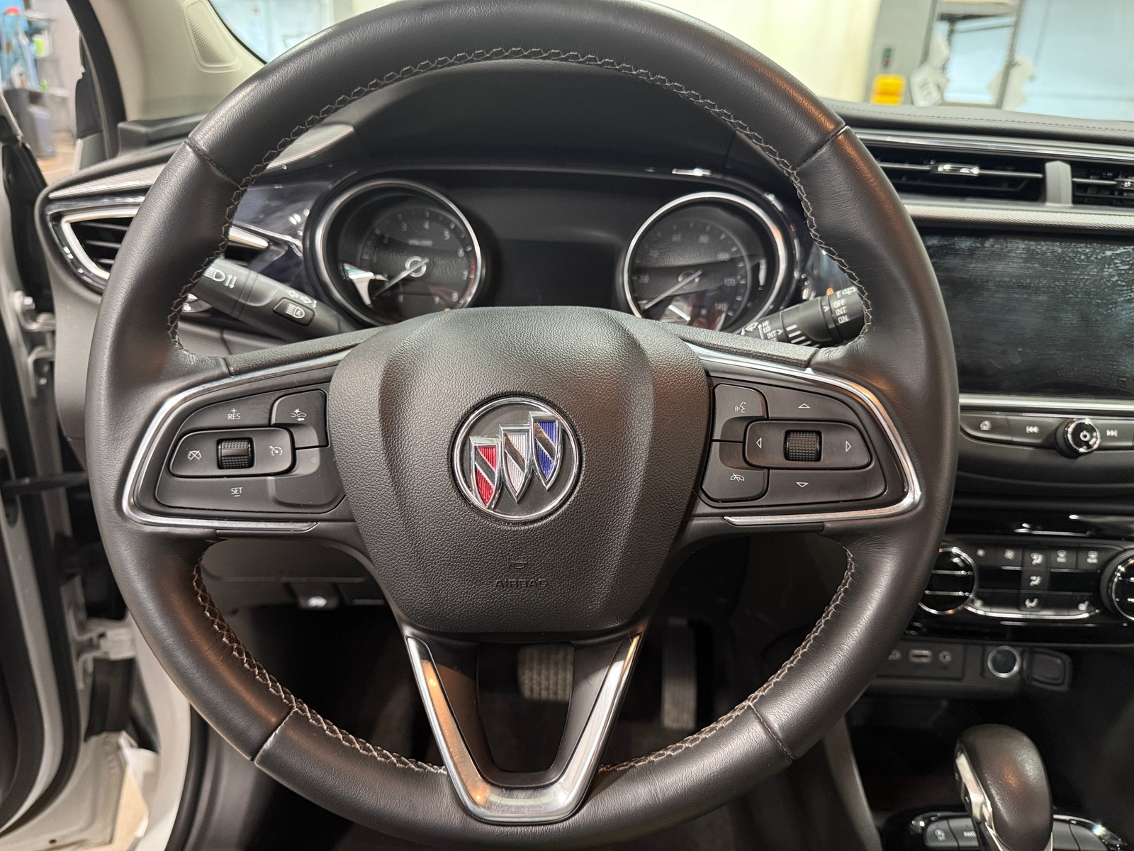 Thumbnail: 2022 Buick Encore GX - 4