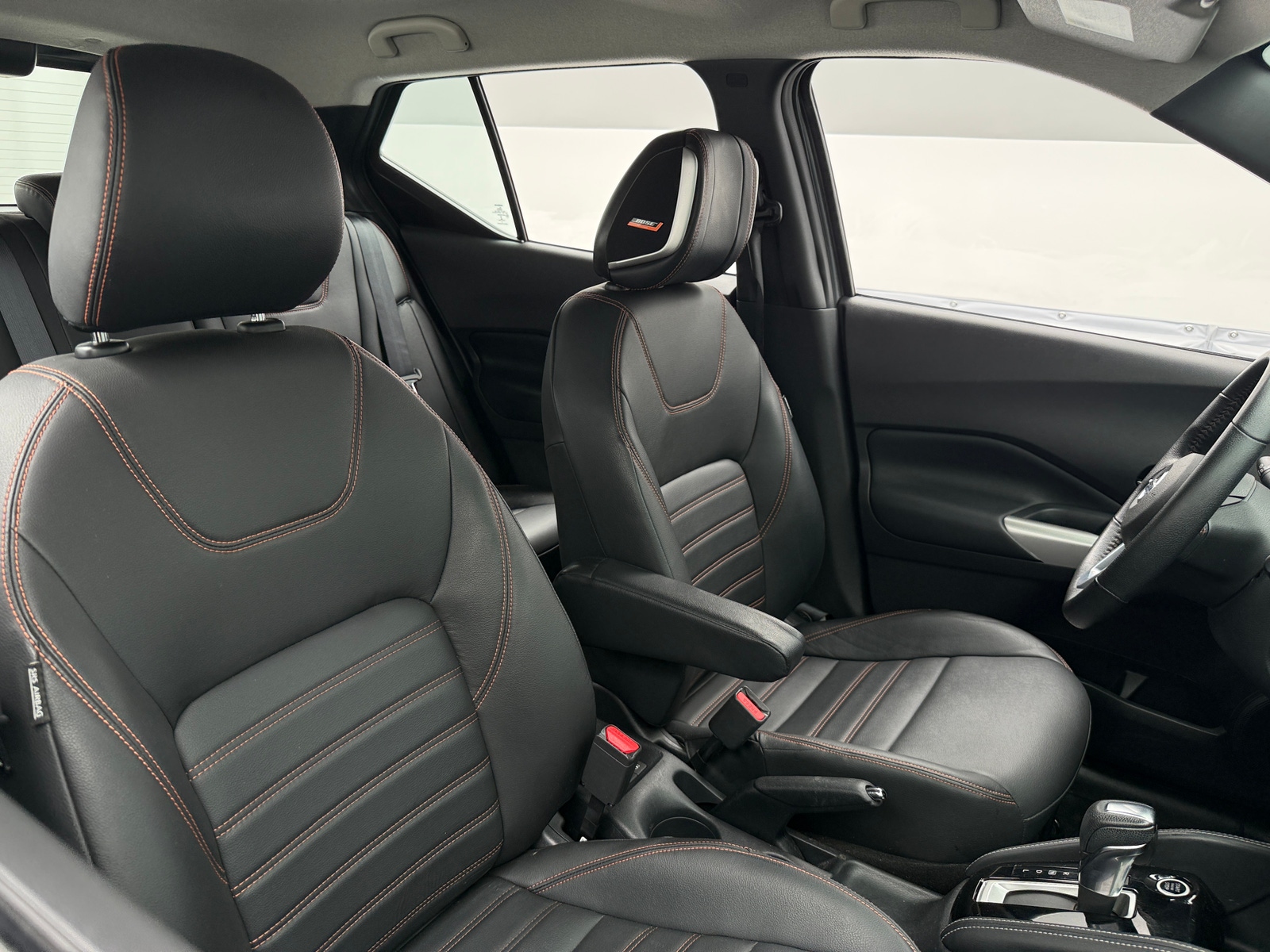 Thumbnail: 2020 Nissan Kicks - 2