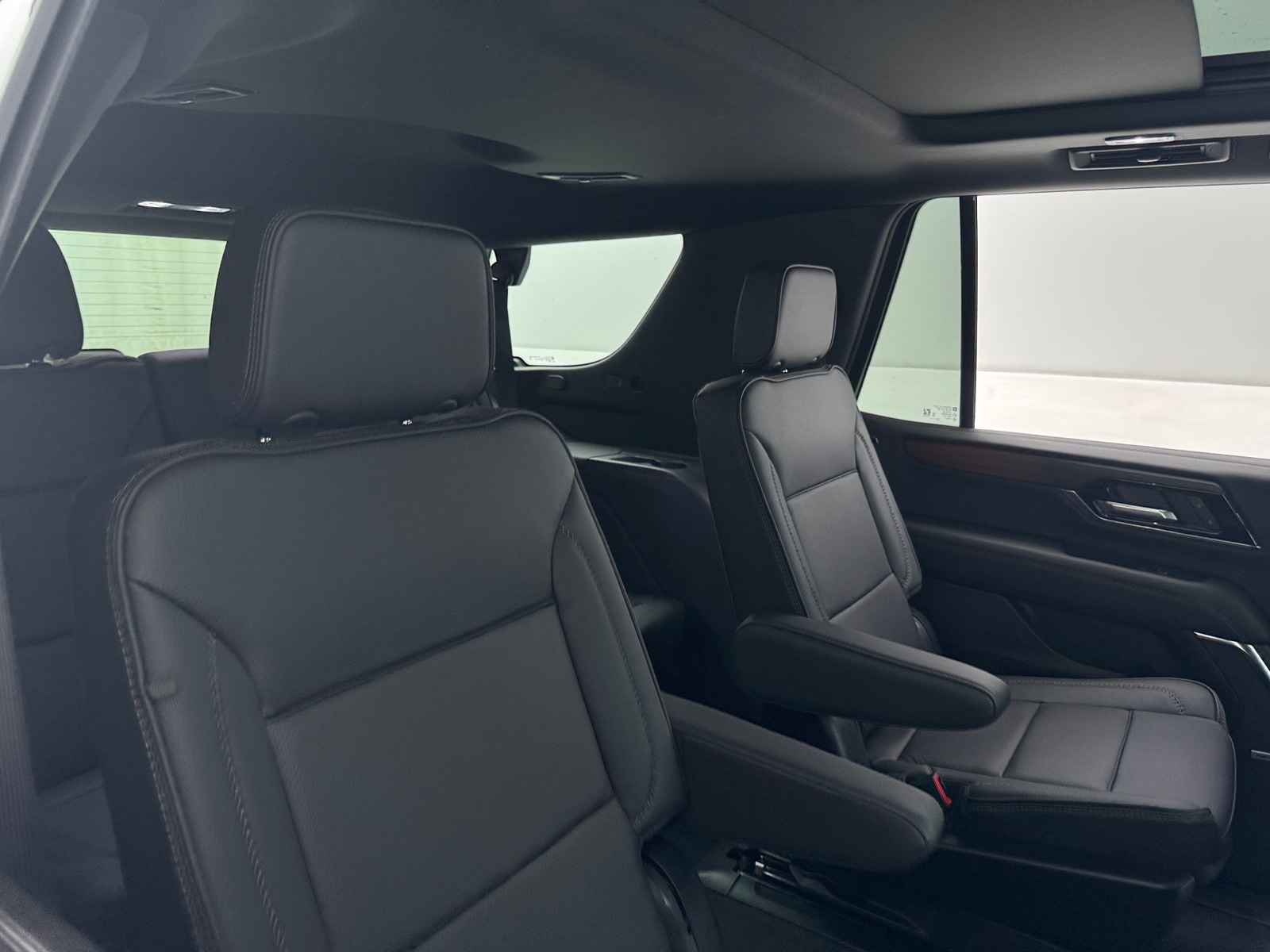 Thumbnail: 2025 GMC Yukon - 5