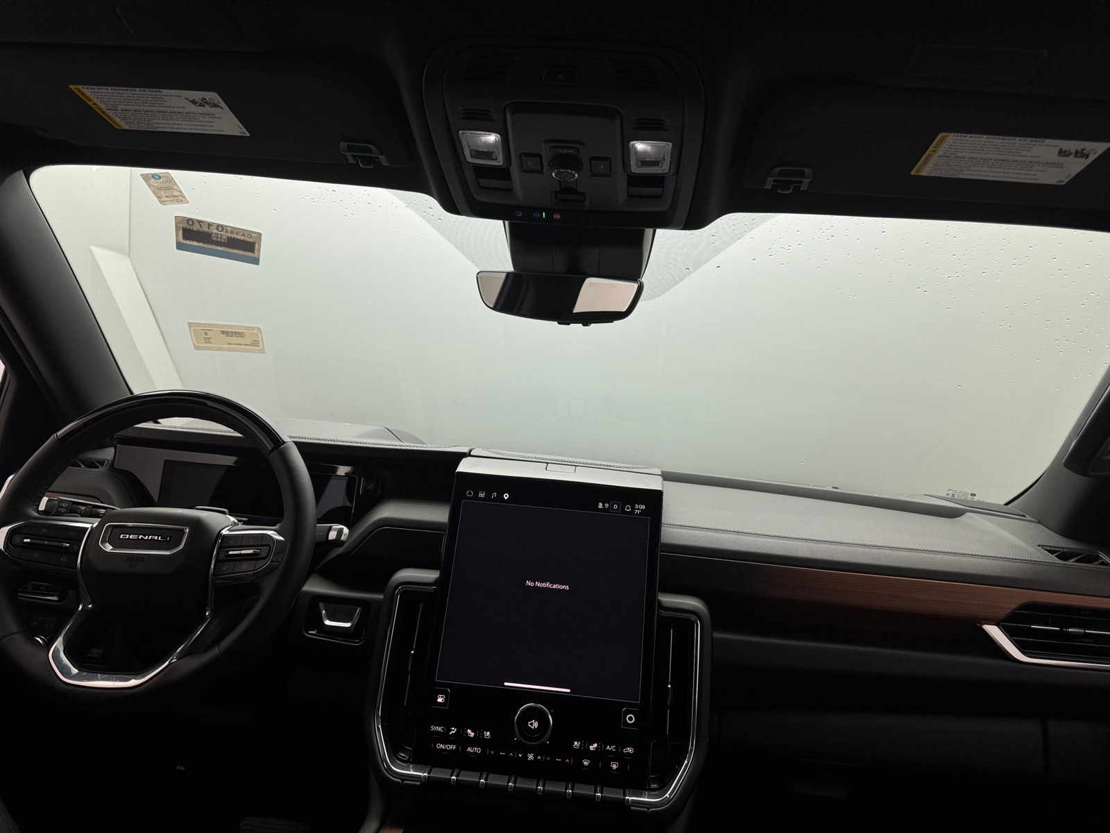 Thumbnail: 2025 GMC Yukon - 2