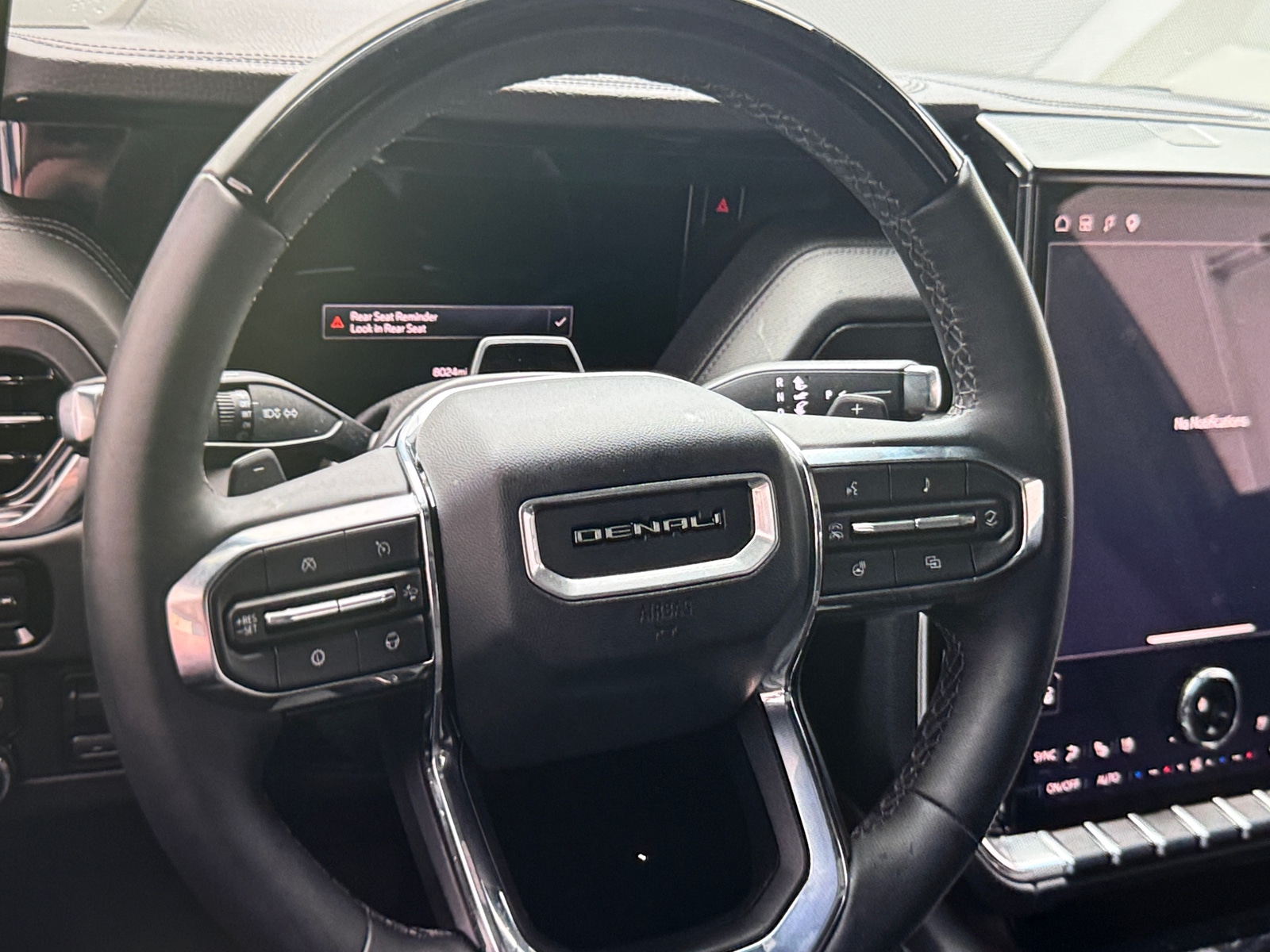 Thumbnail: 2025 GMC Yukon - 4
