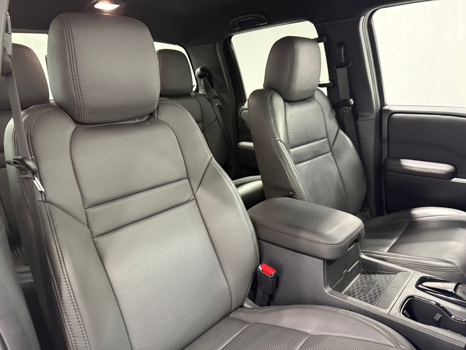 Thumbnail: 2024 Nissan Frontier - 2
