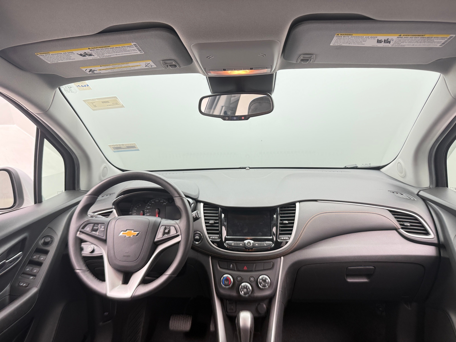 Thumbnail: 2020 Chevrolet Trax - 3