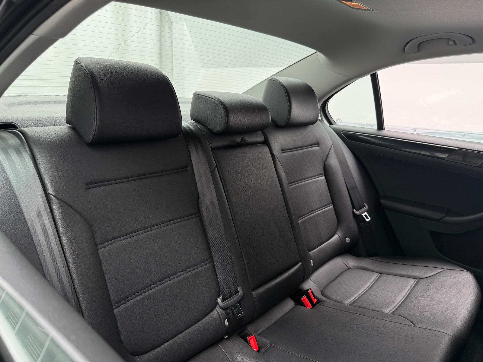 Thumbnail: 2016 Volkswagen Jetta - 5