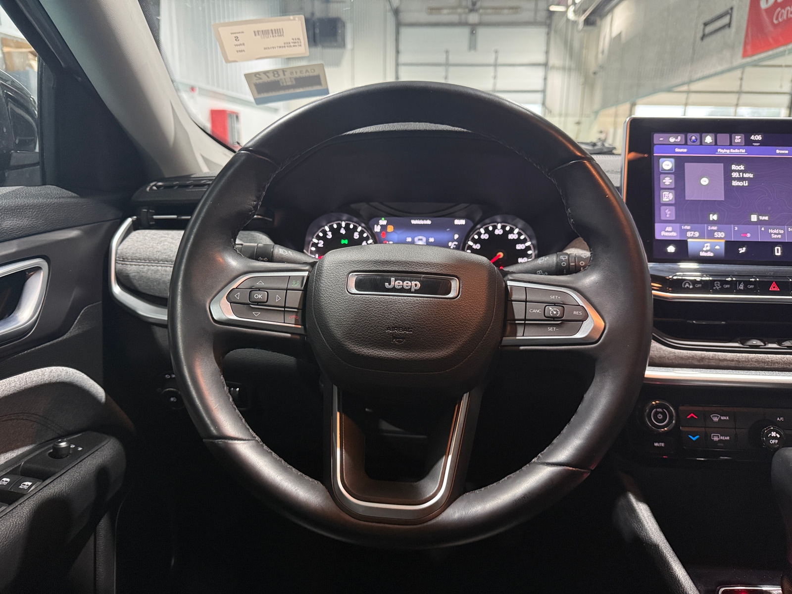 Thumbnail: 2022 Jeep Compass - 4