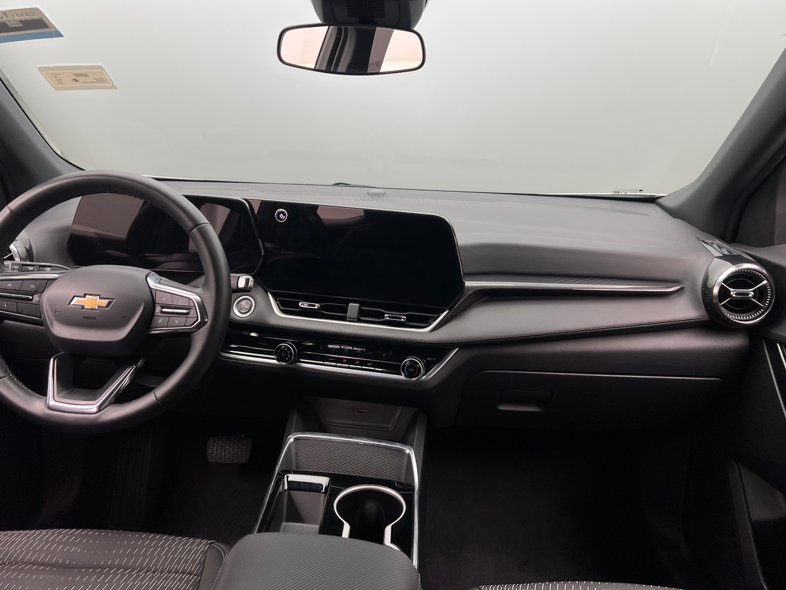Thumbnail: 2025 Chevrolet Equinox - 3