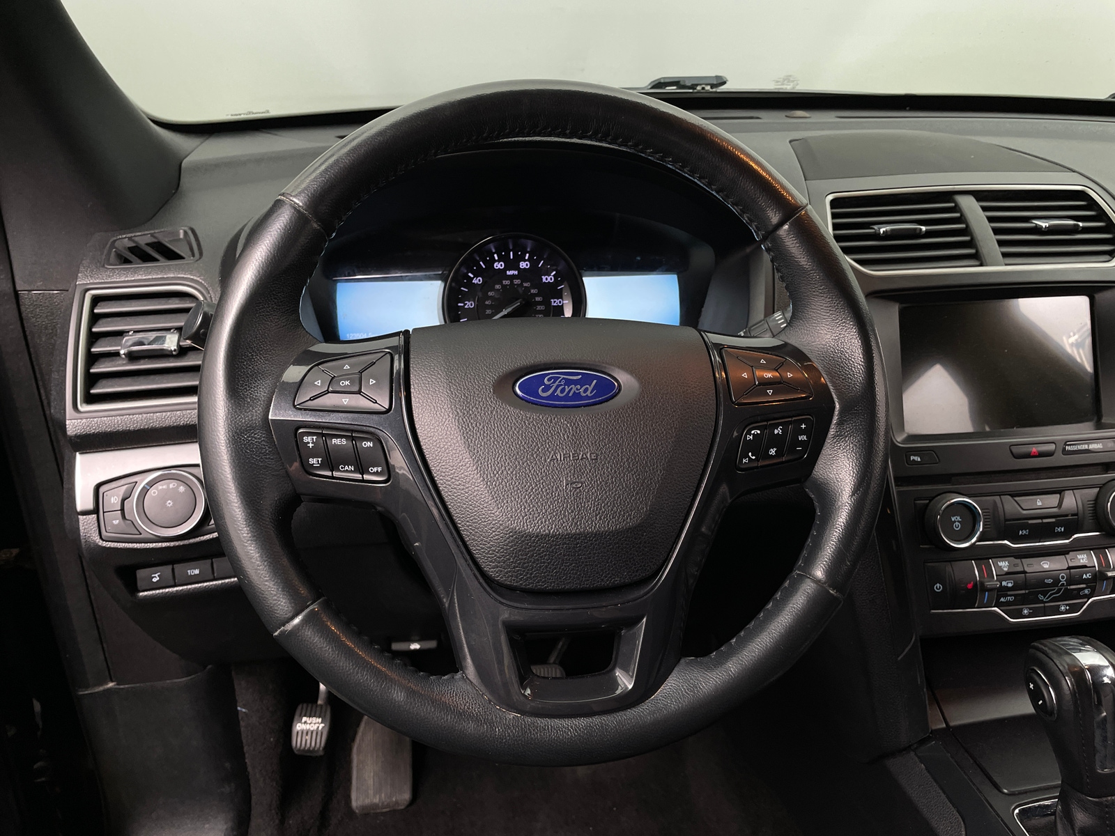 Thumbnail: 2018 Ford Explorer - 5