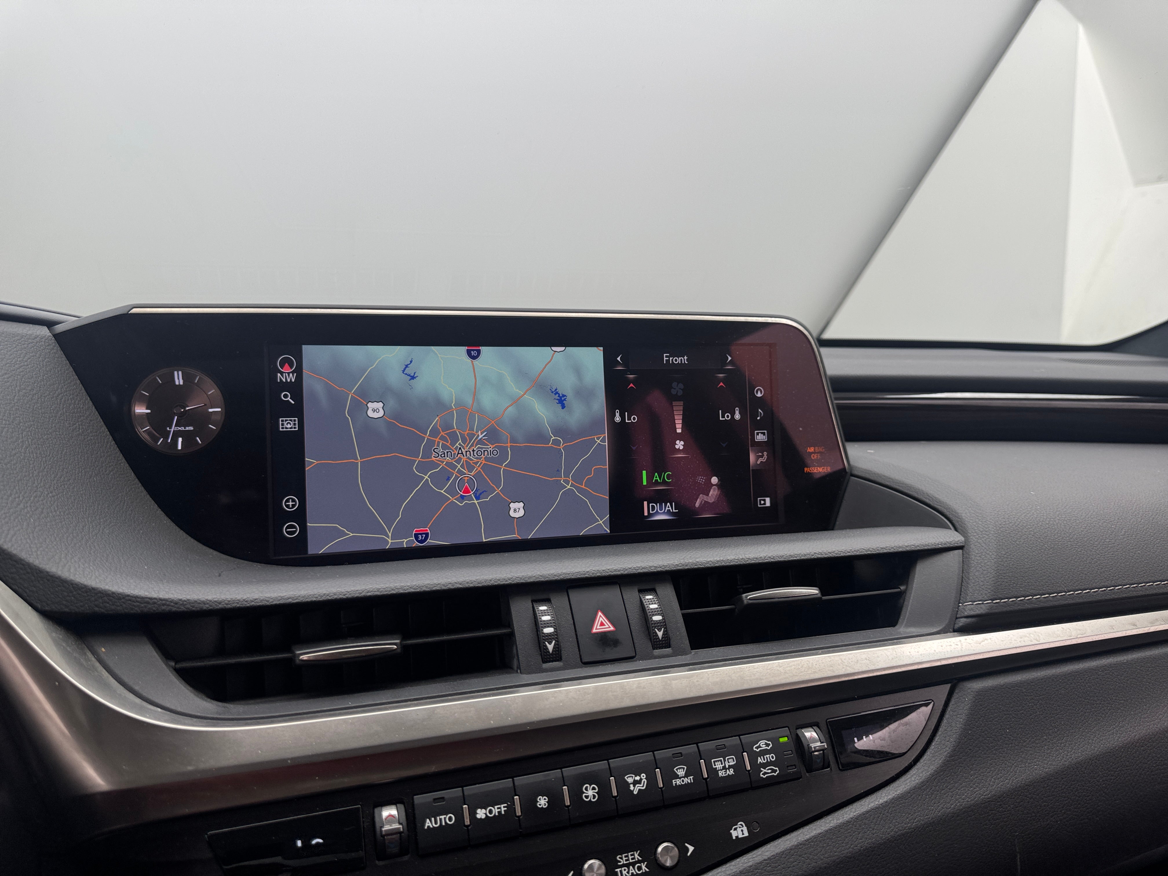2020 Lexus ES 350 - Photo 16