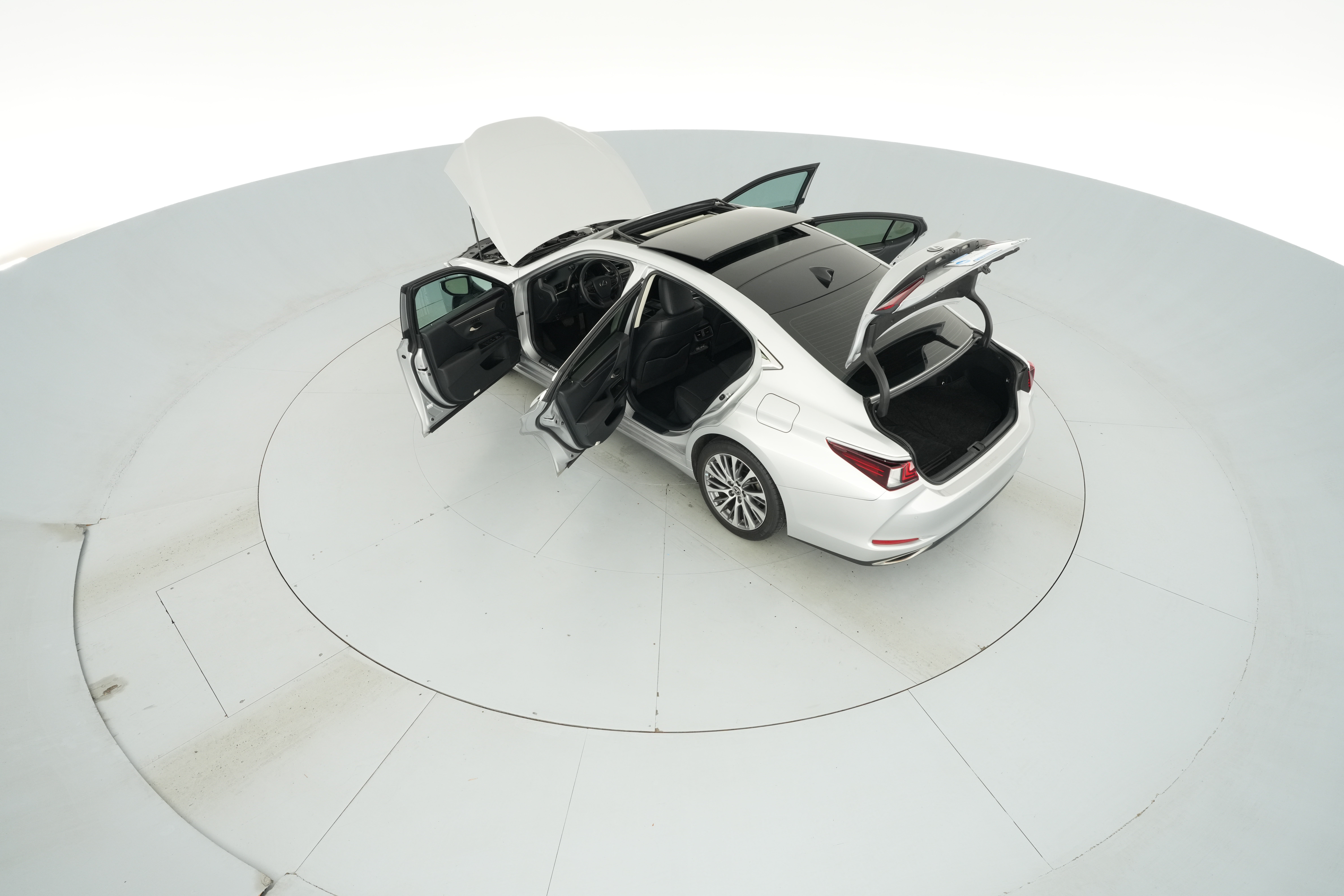 2020 Lexus ES 350 - Photo 46