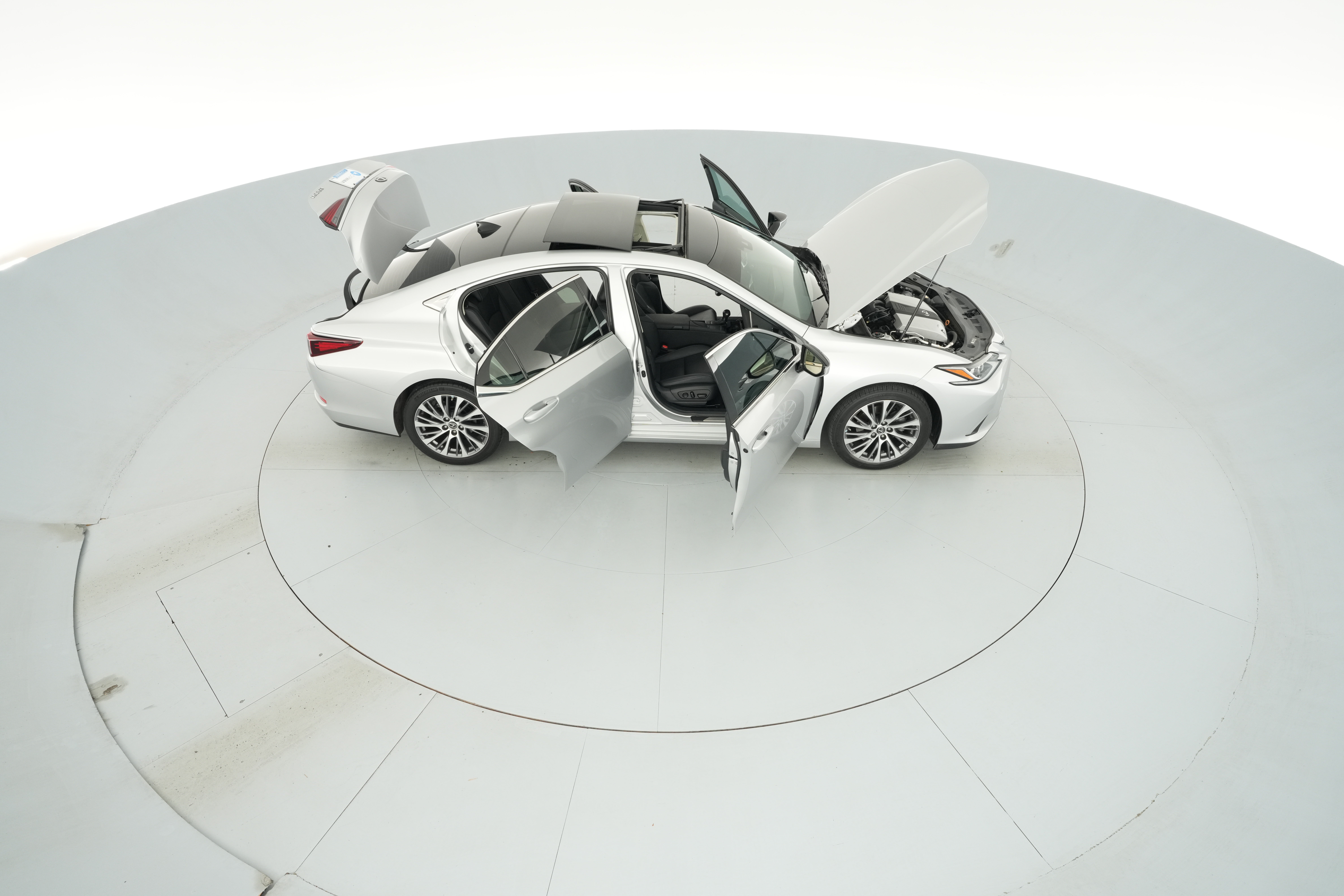 2020 Lexus ES 350 - Photo 52