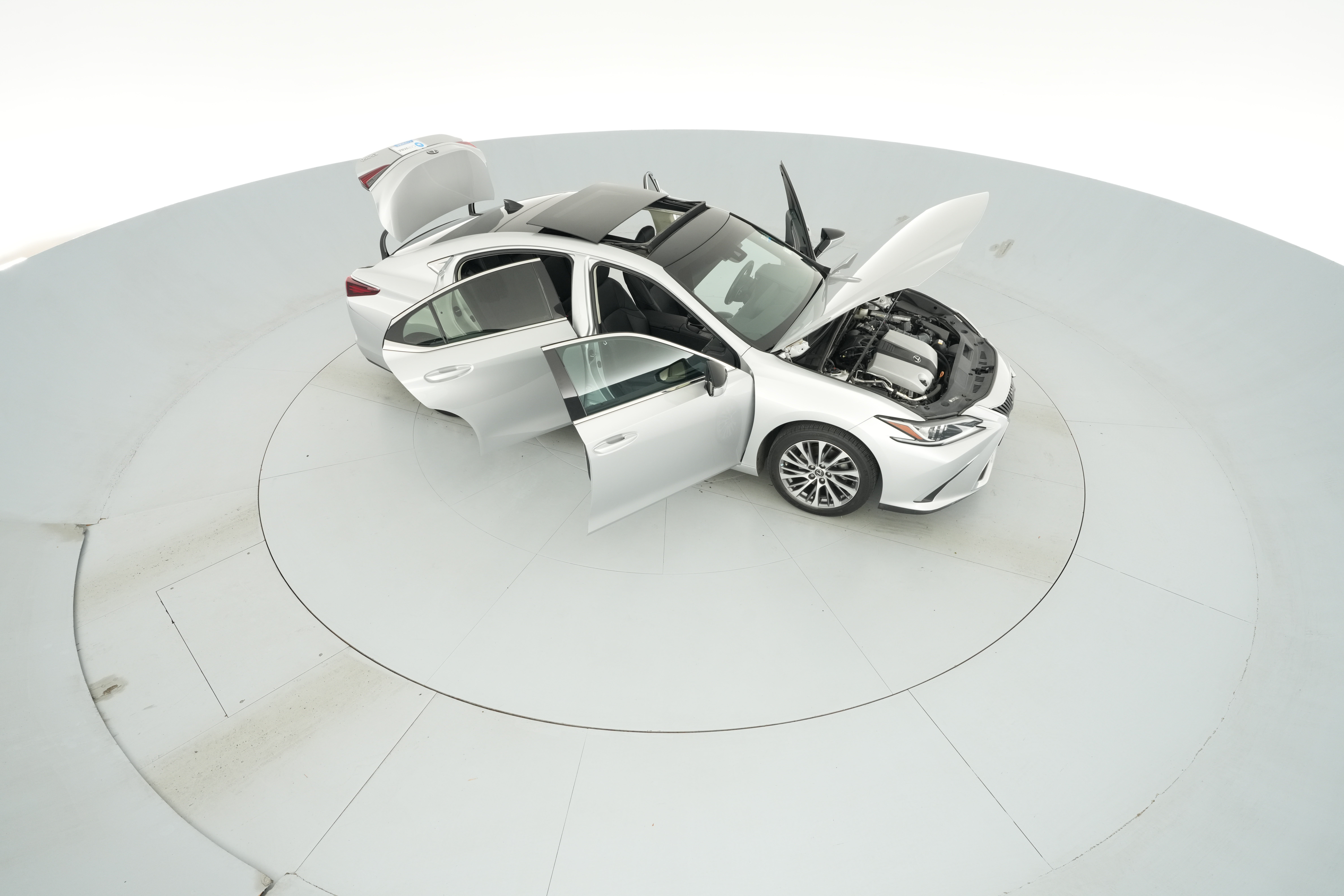 2020 Lexus ES 350 - Photo 53