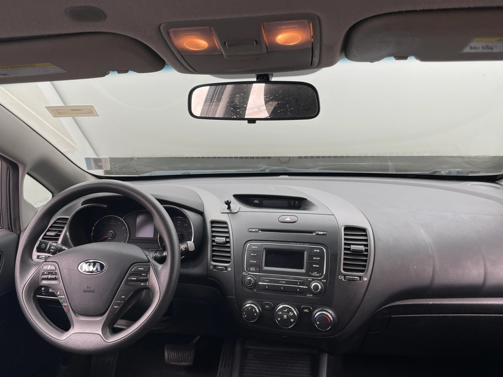 Thumbnail: 2016 Kia Forte - 3