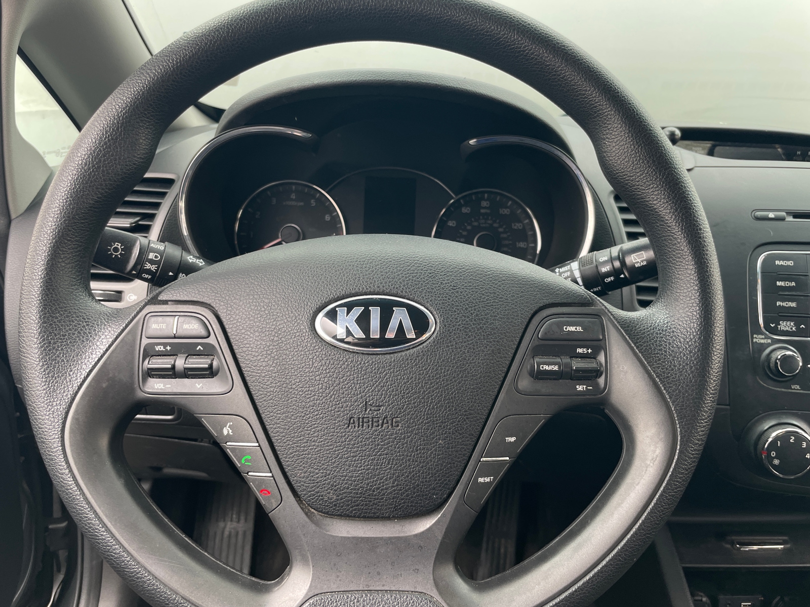 Thumbnail: 2016 Kia Forte - 5