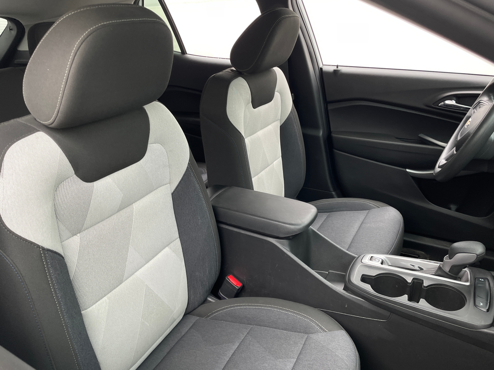 Thumbnail: 2024 Chevrolet Trax - 2