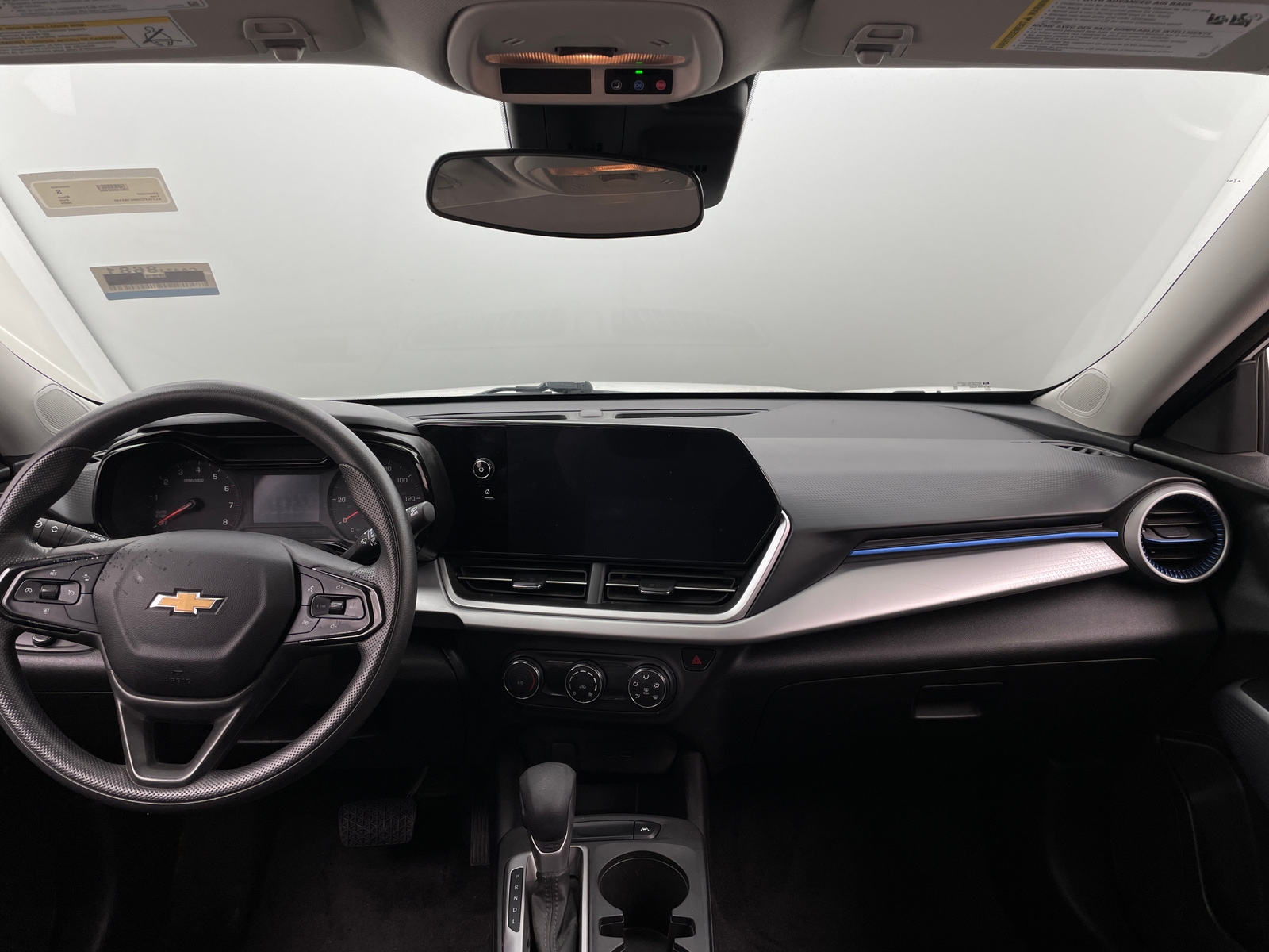 Thumbnail: 2024 Chevrolet Trax - 3