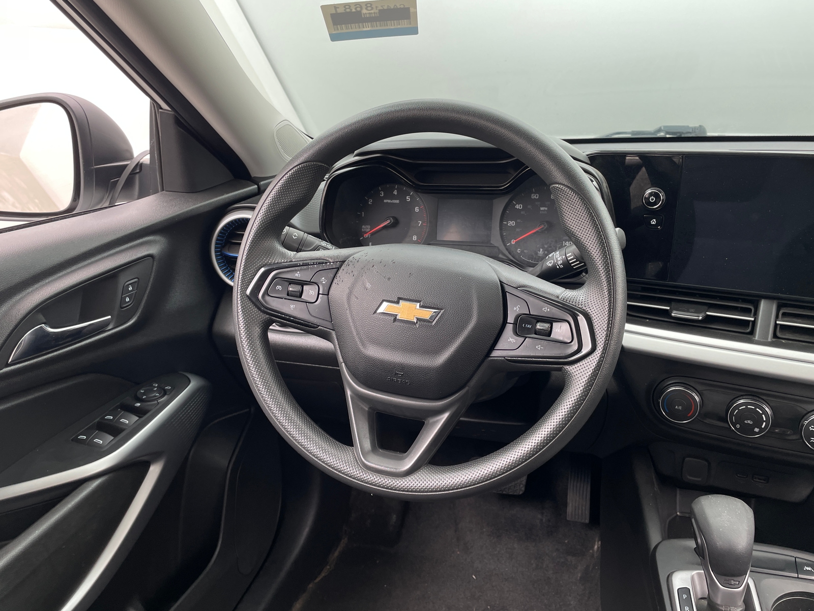Thumbnail: 2024 Chevrolet Trax - 5