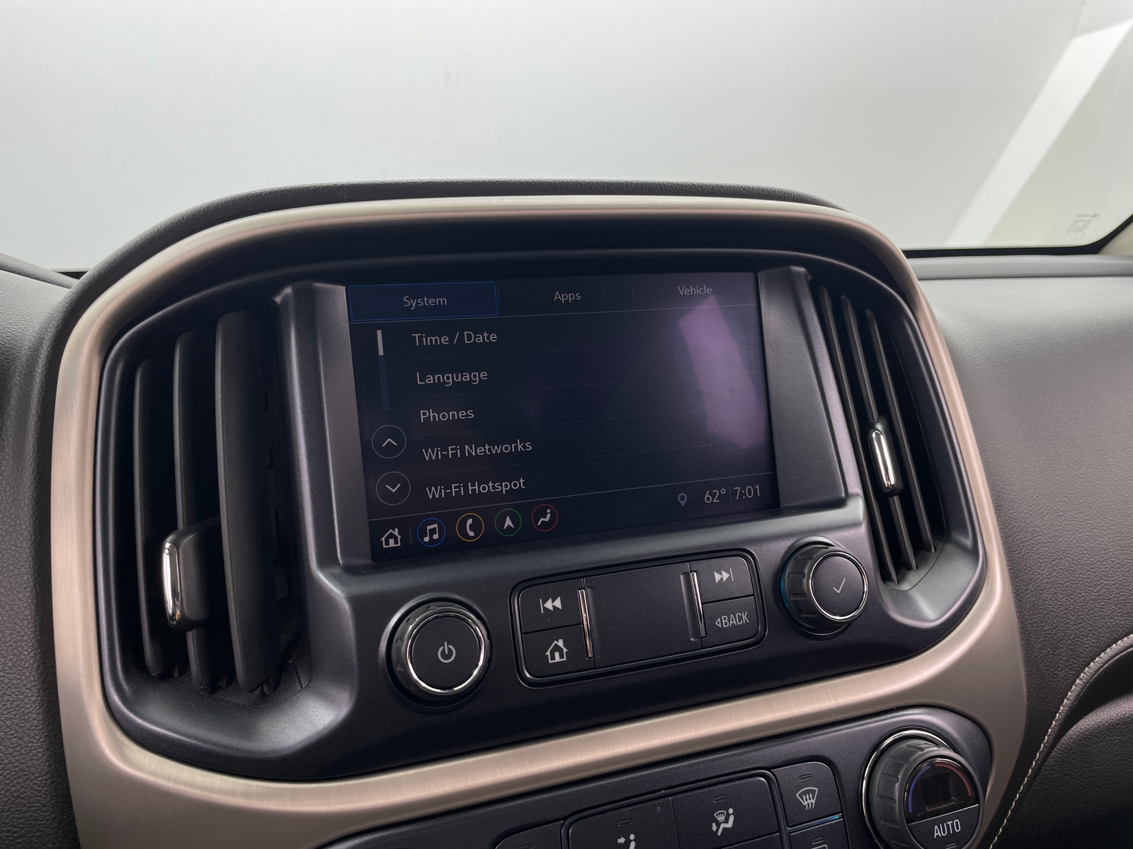 Thumbnail: 2022 GMC Canyon - 3