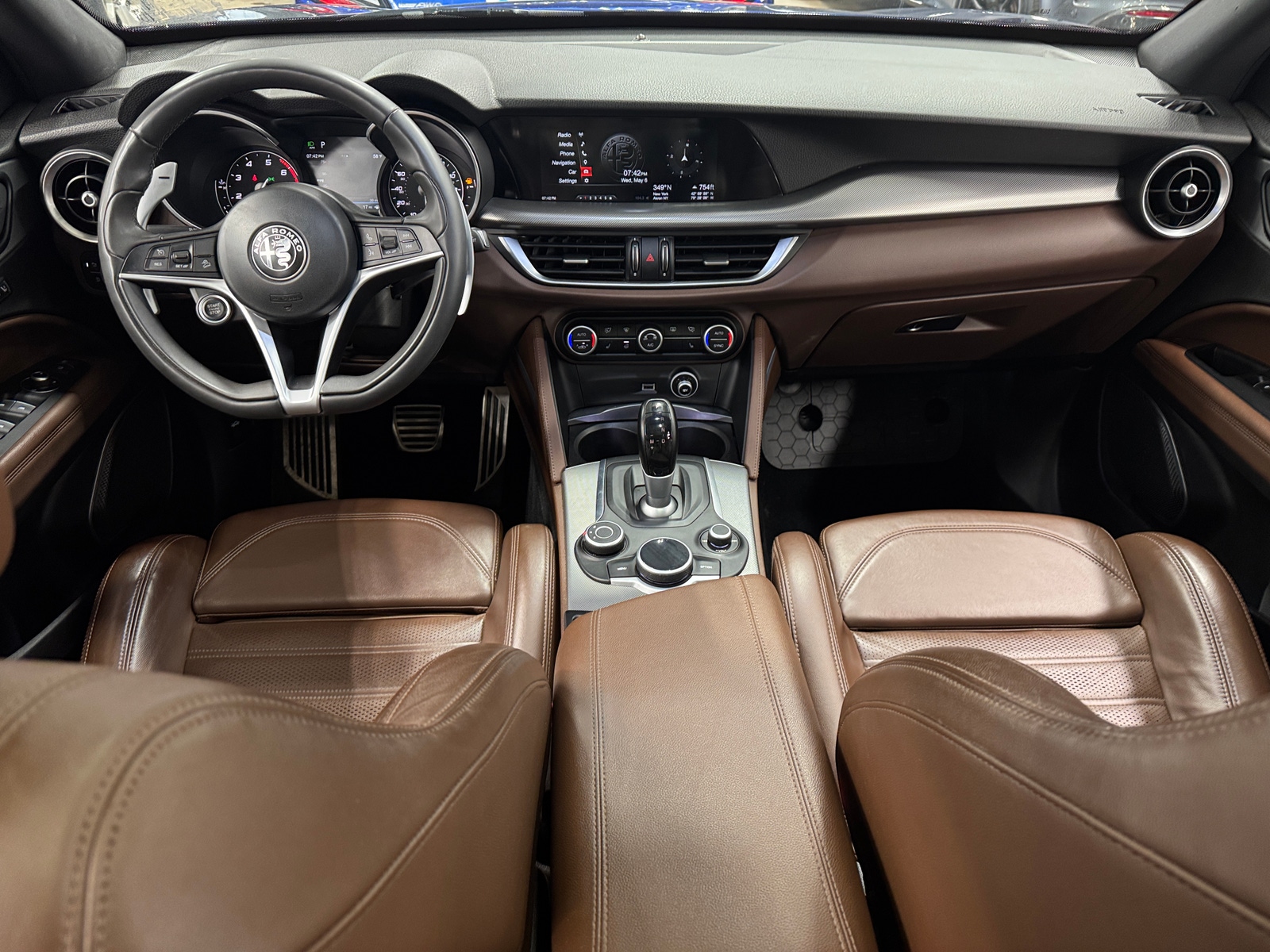 Thumbnail: 2019 Alfa Romeo Stelvio - 2