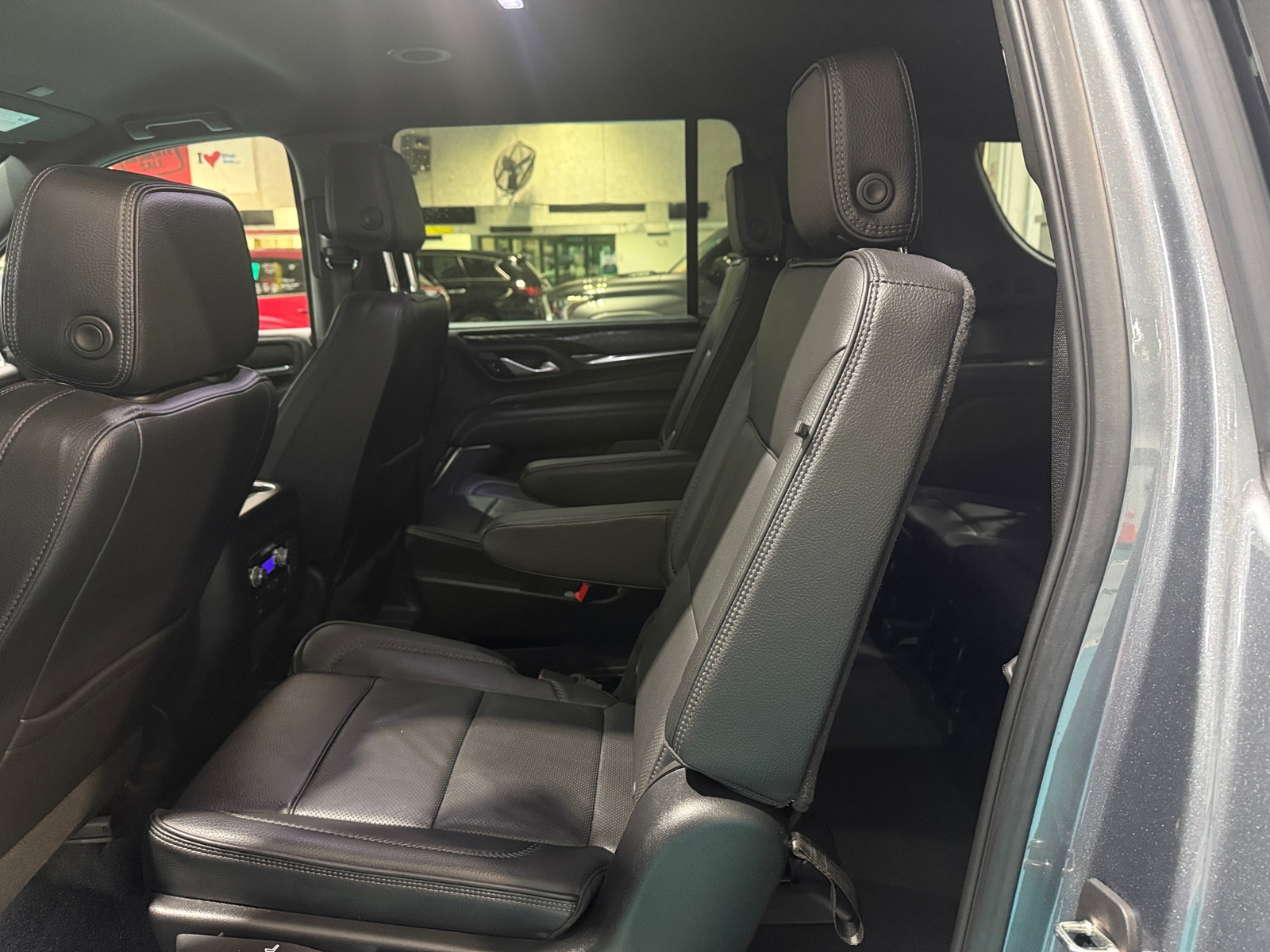 Thumbnail: 2022 GMC Yukon XL - 5