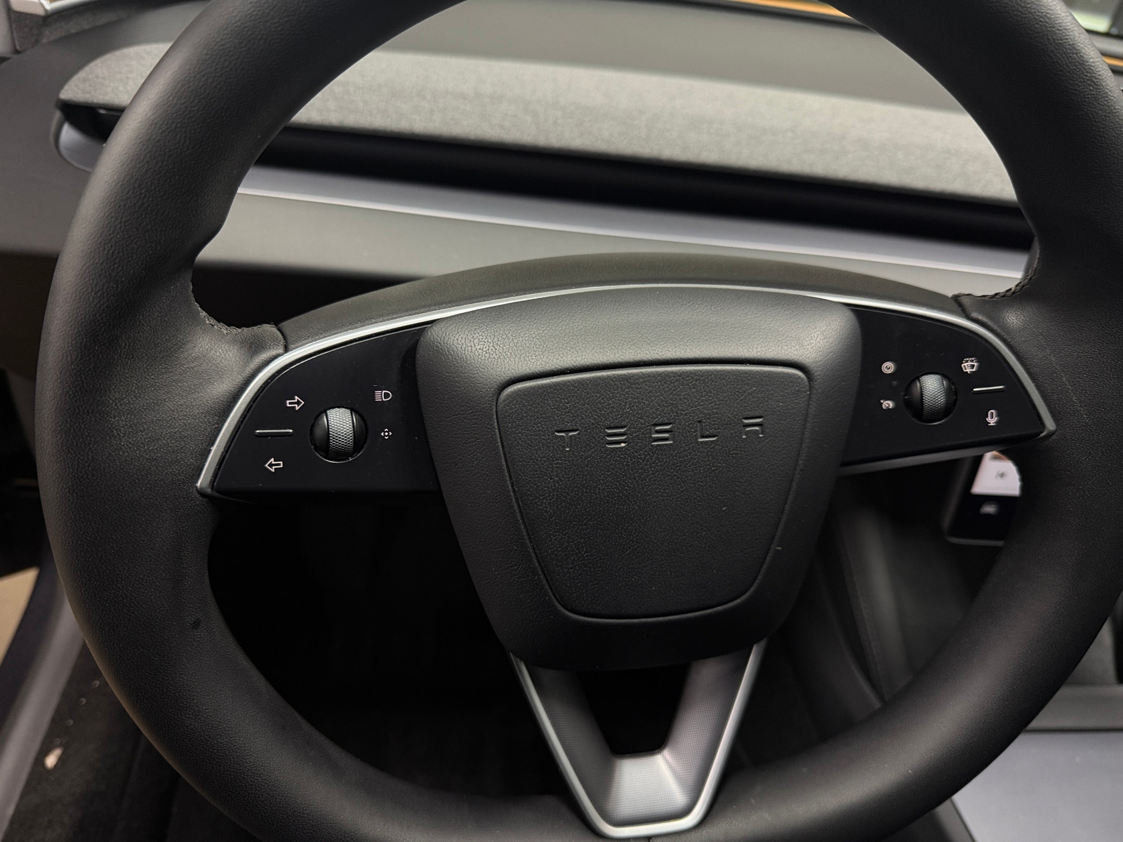 Thumbnail: 2025 Tesla Model 3 - 4