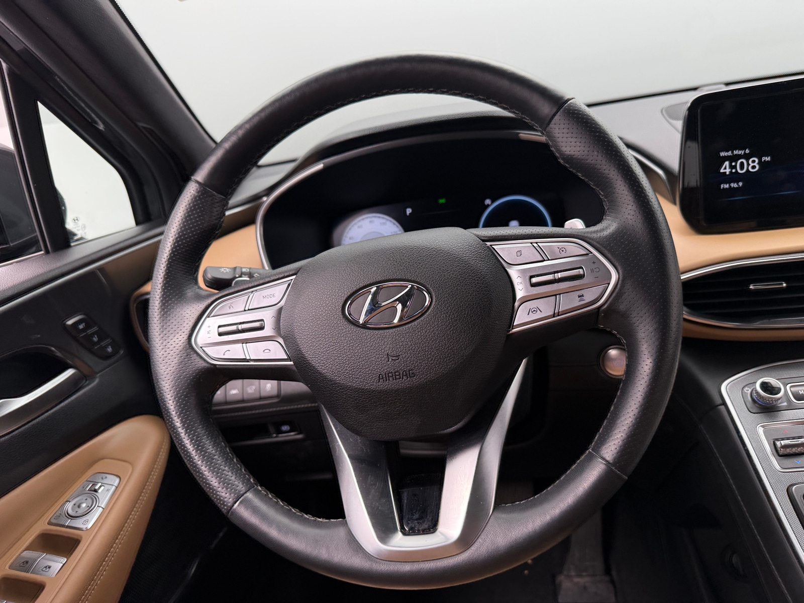 Thumbnail: 2023 Hyundai Santa Fe - 4
