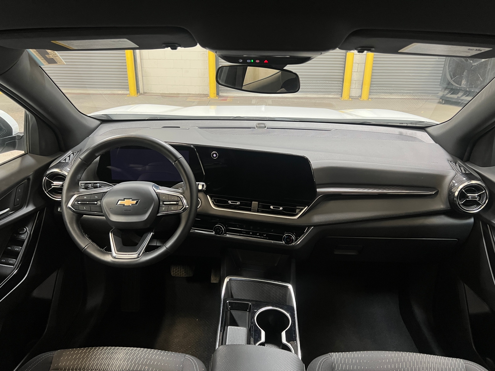 Thumbnail: 2025 Chevrolet Equinox - 3